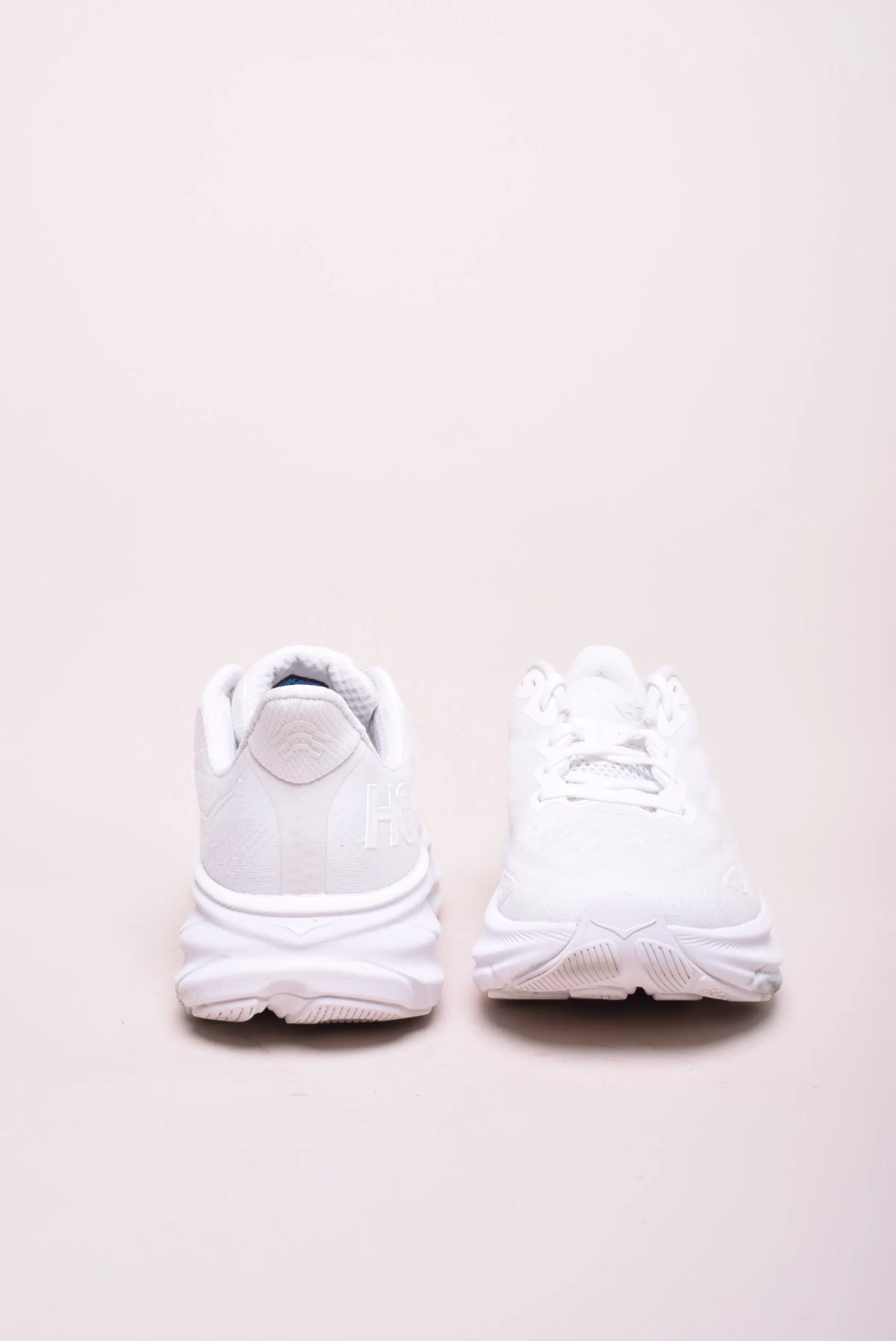 Pantofi sport barbati Clifton 9 [3]