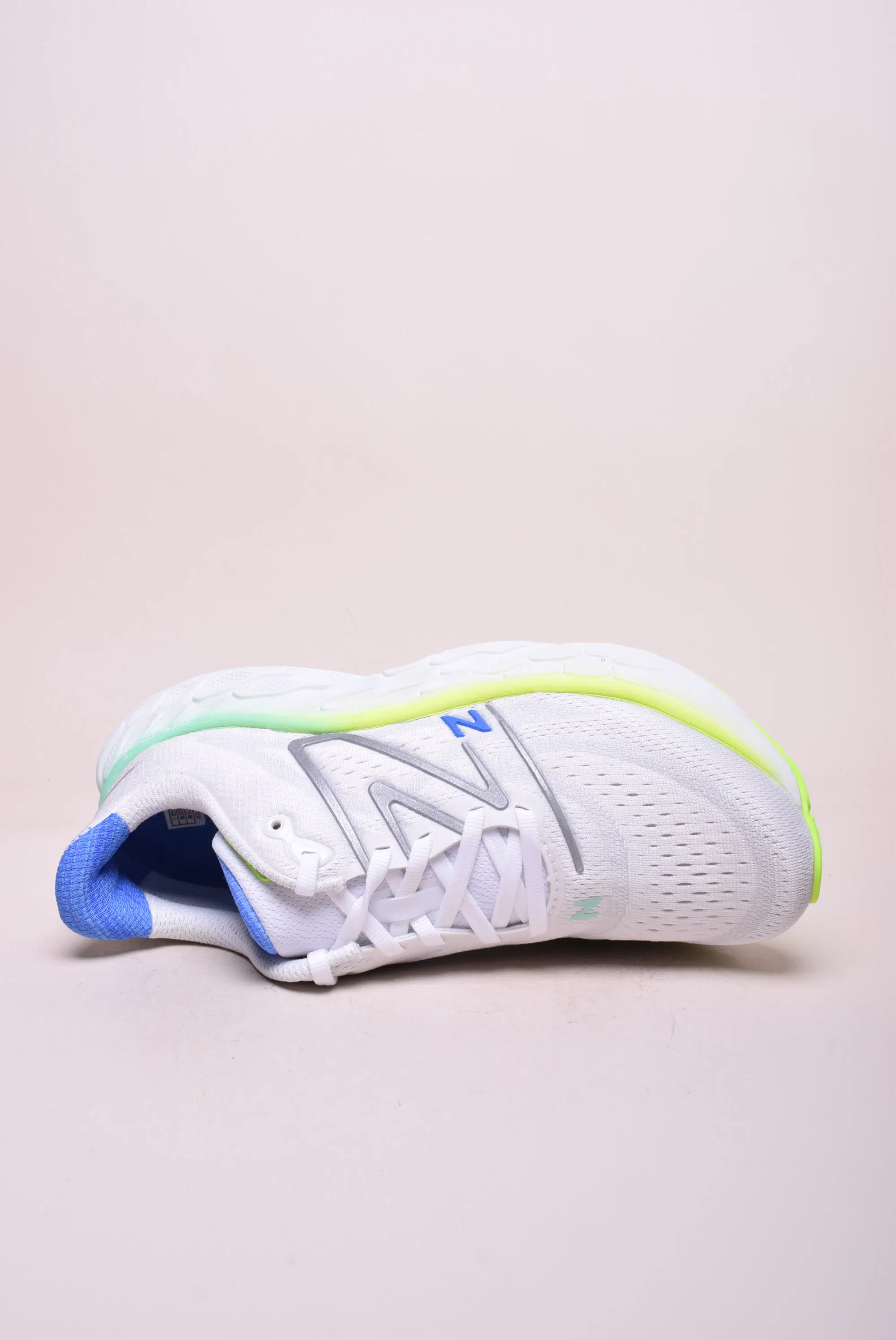 Pantofi sport barbati Fresh Foam More v4 [4]