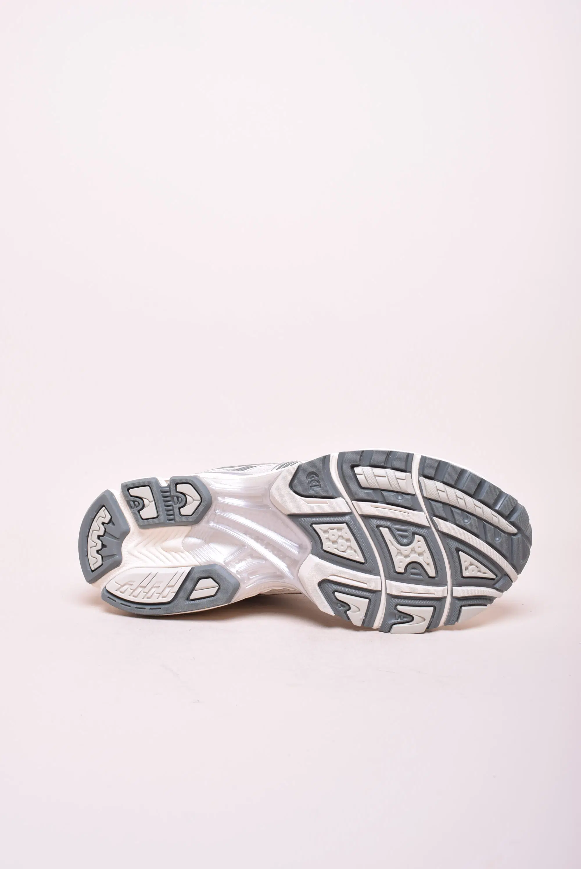 Pantofi sport barbati Gel-Kayano 14 [2]