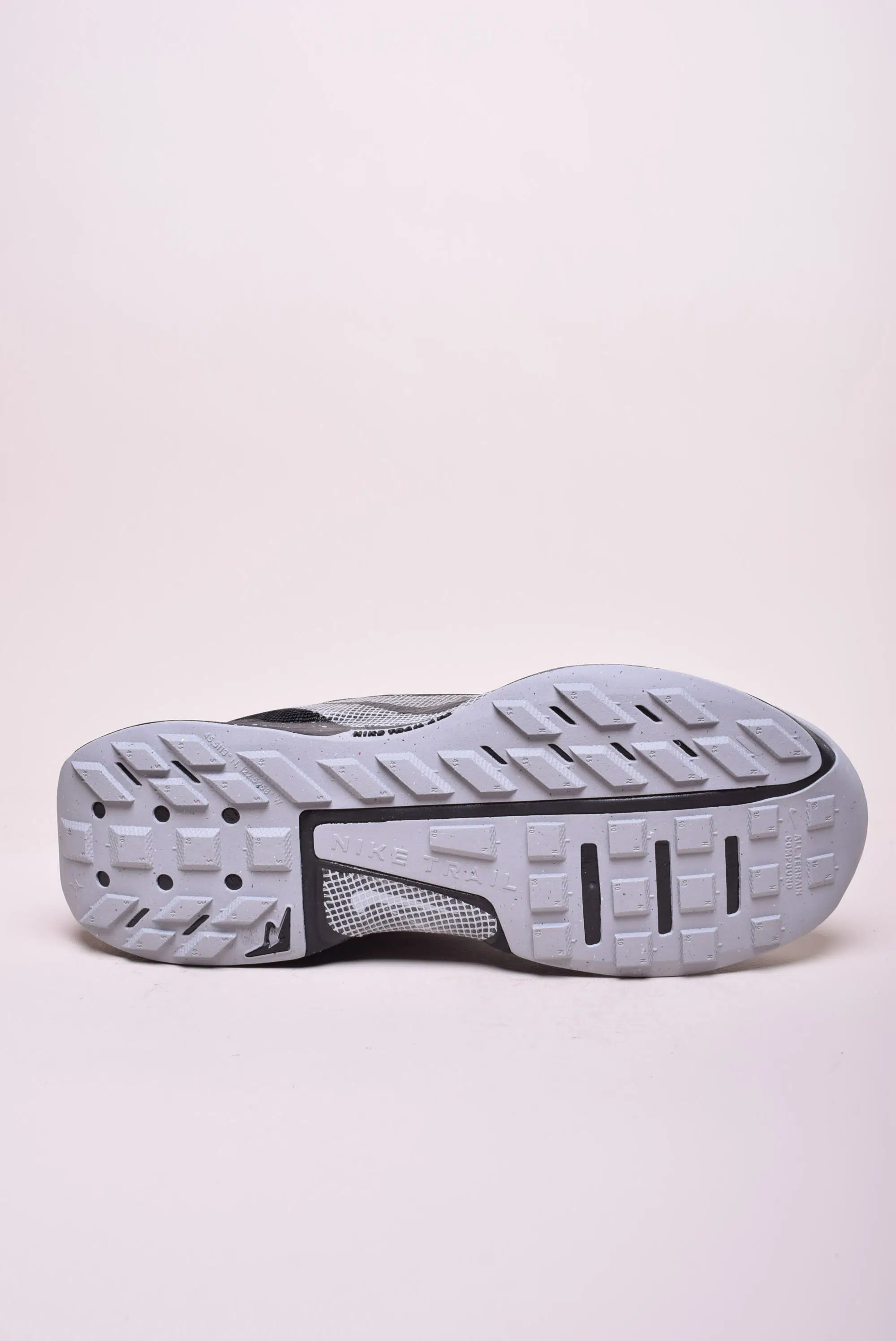 Pantofi sport barbati Juniper Trail 3 [2]