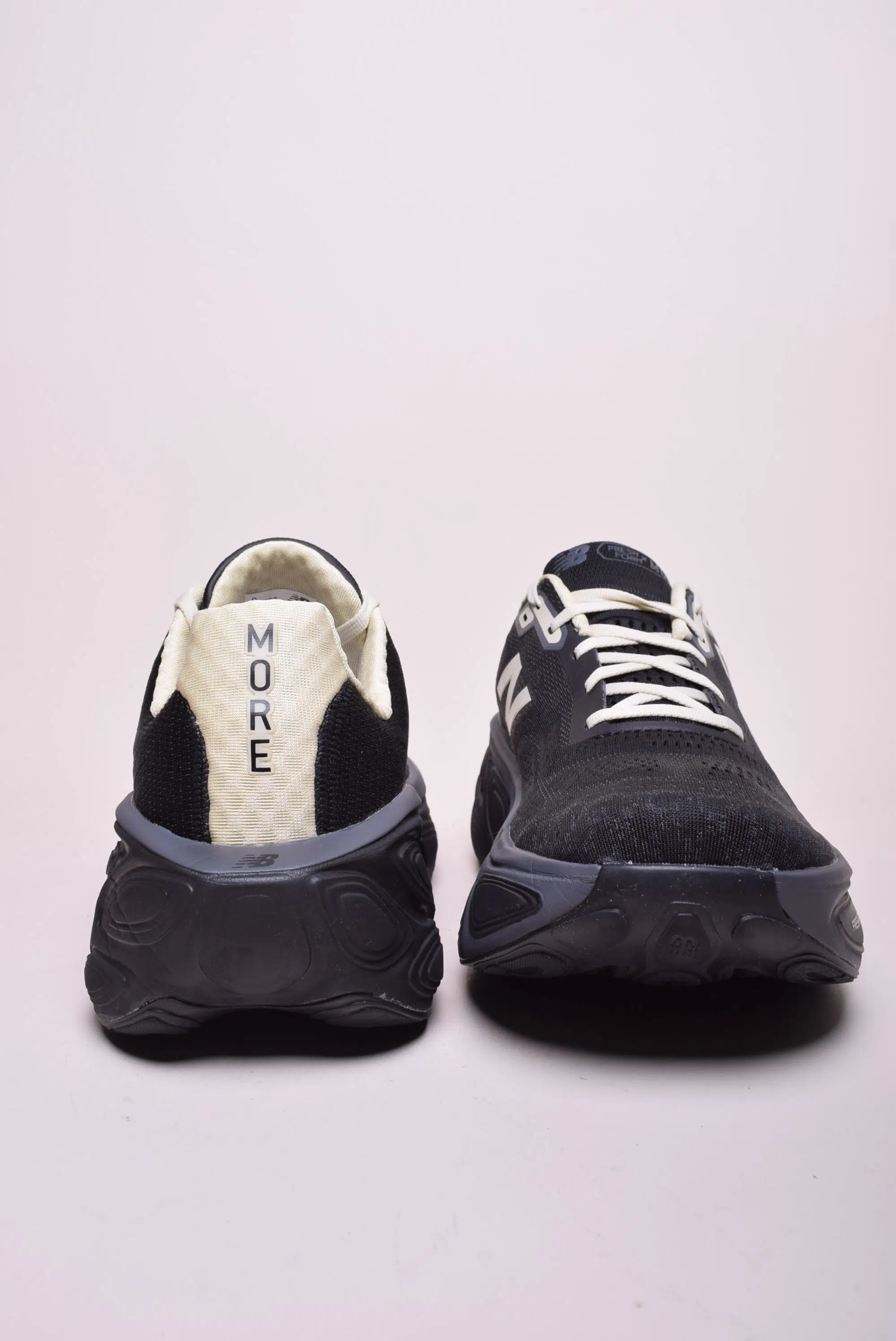 Pantofi sport barbati More v5 [3]