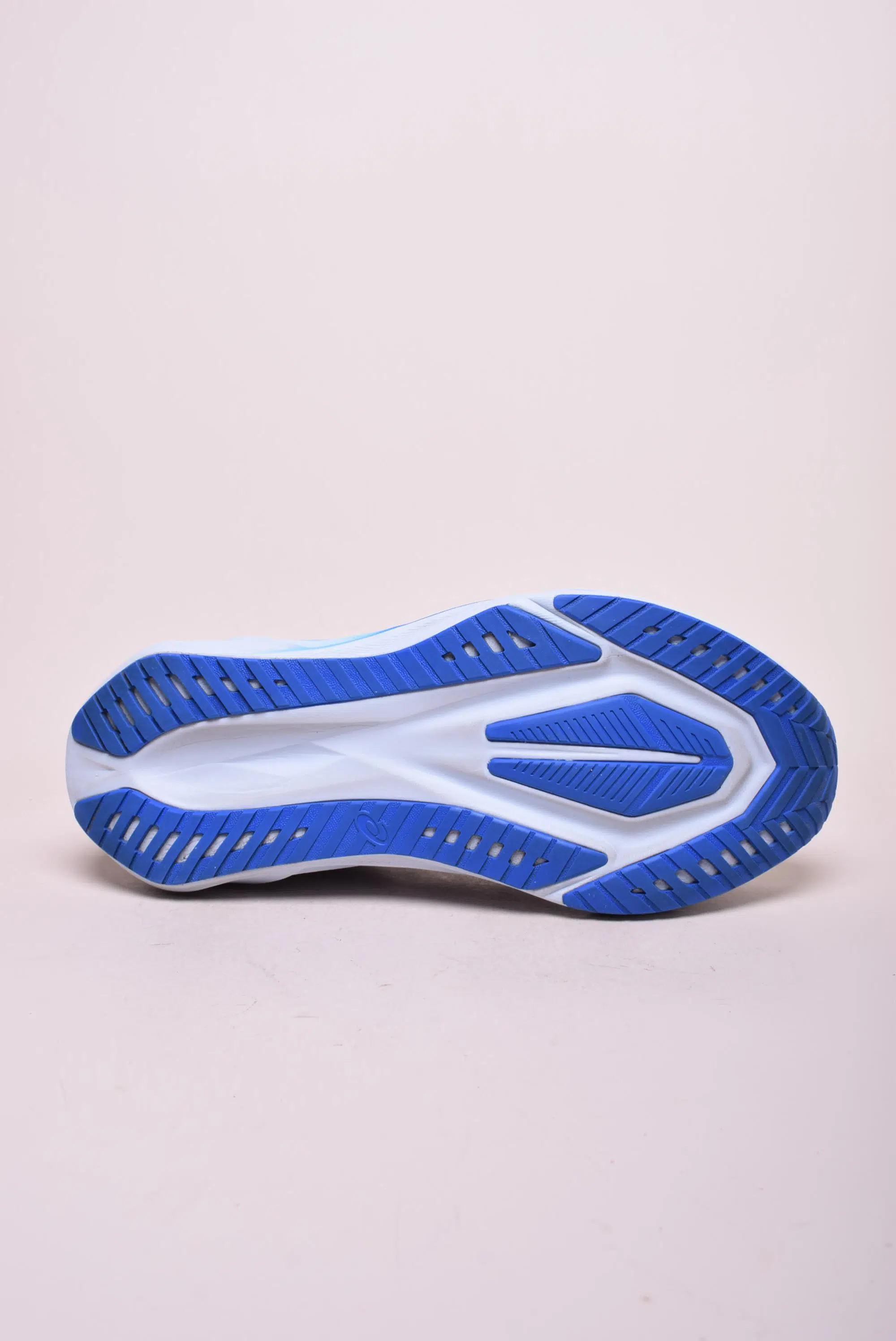 Pantofi sport barbati Novablast 5 [2]