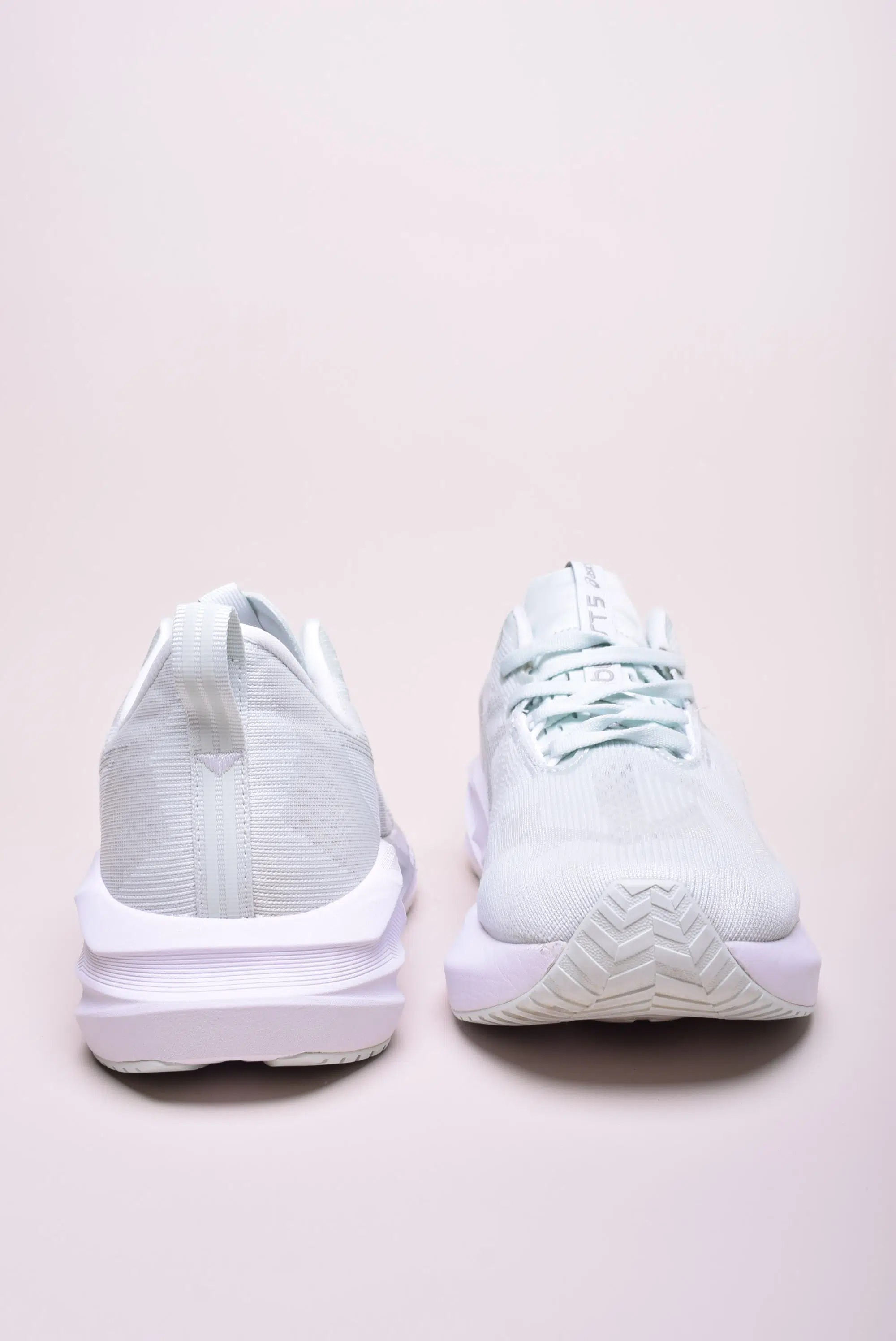 Pantofi sport barbati Novablast 5 [3]