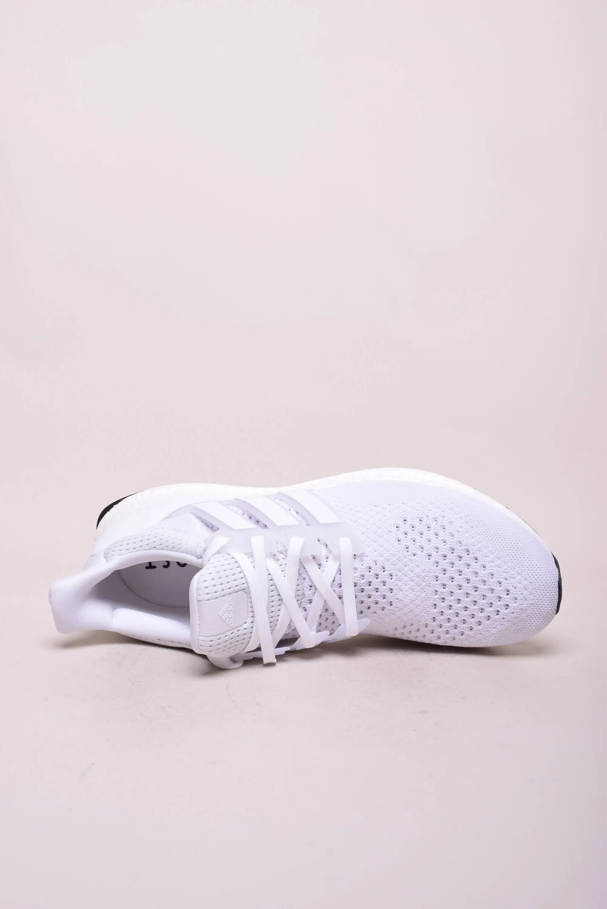 Pantofi sport barbati Ultraboost 1.0 [4]