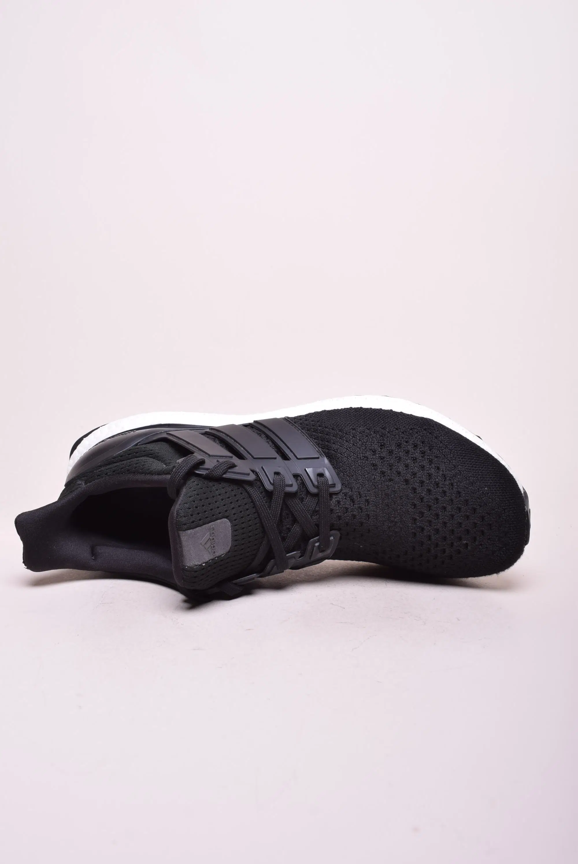 Pantofi sport barbati Ultraboost 1.0 [4]