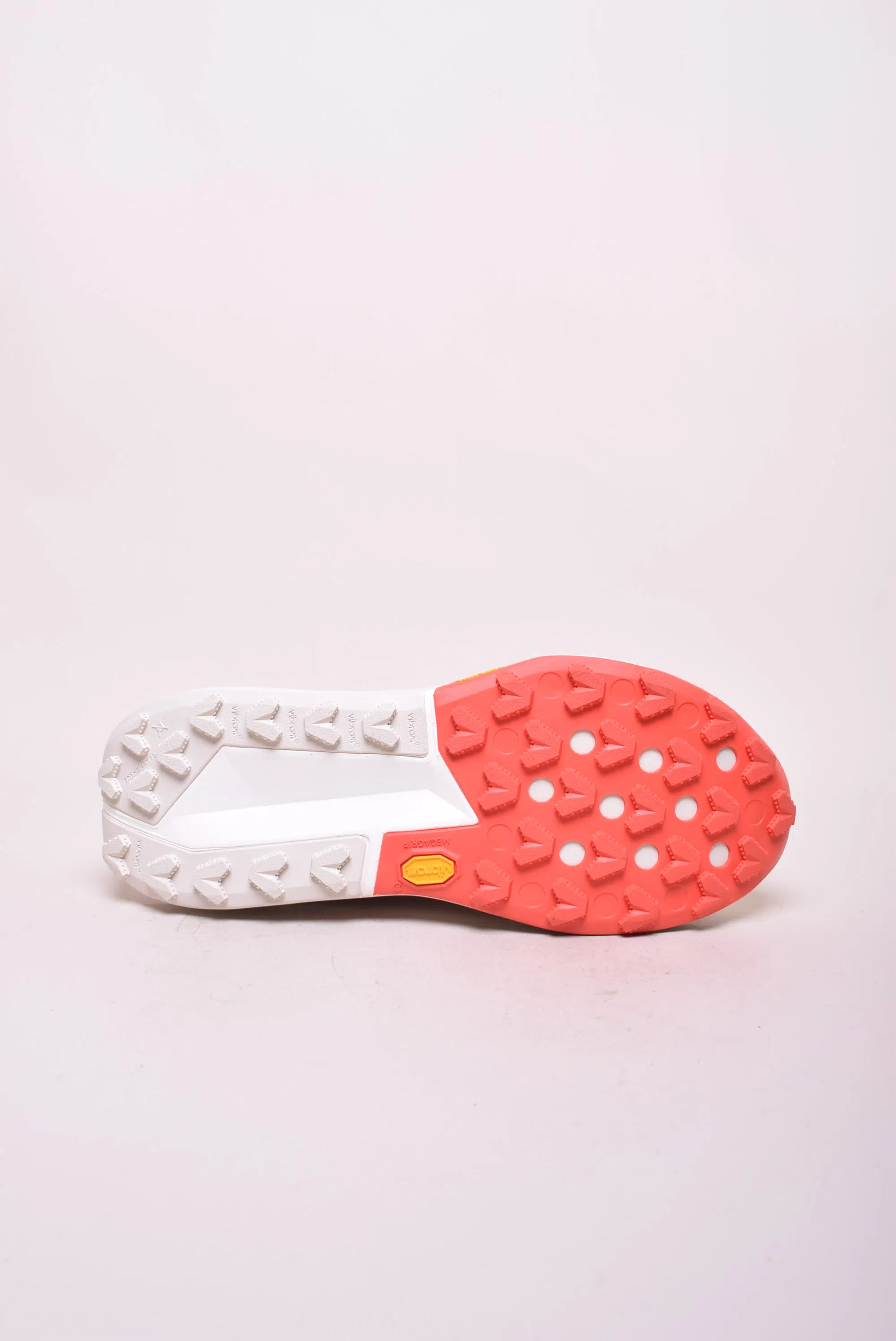 Pantofi sport barbati ZoomX Zegama Trail 2 [2]