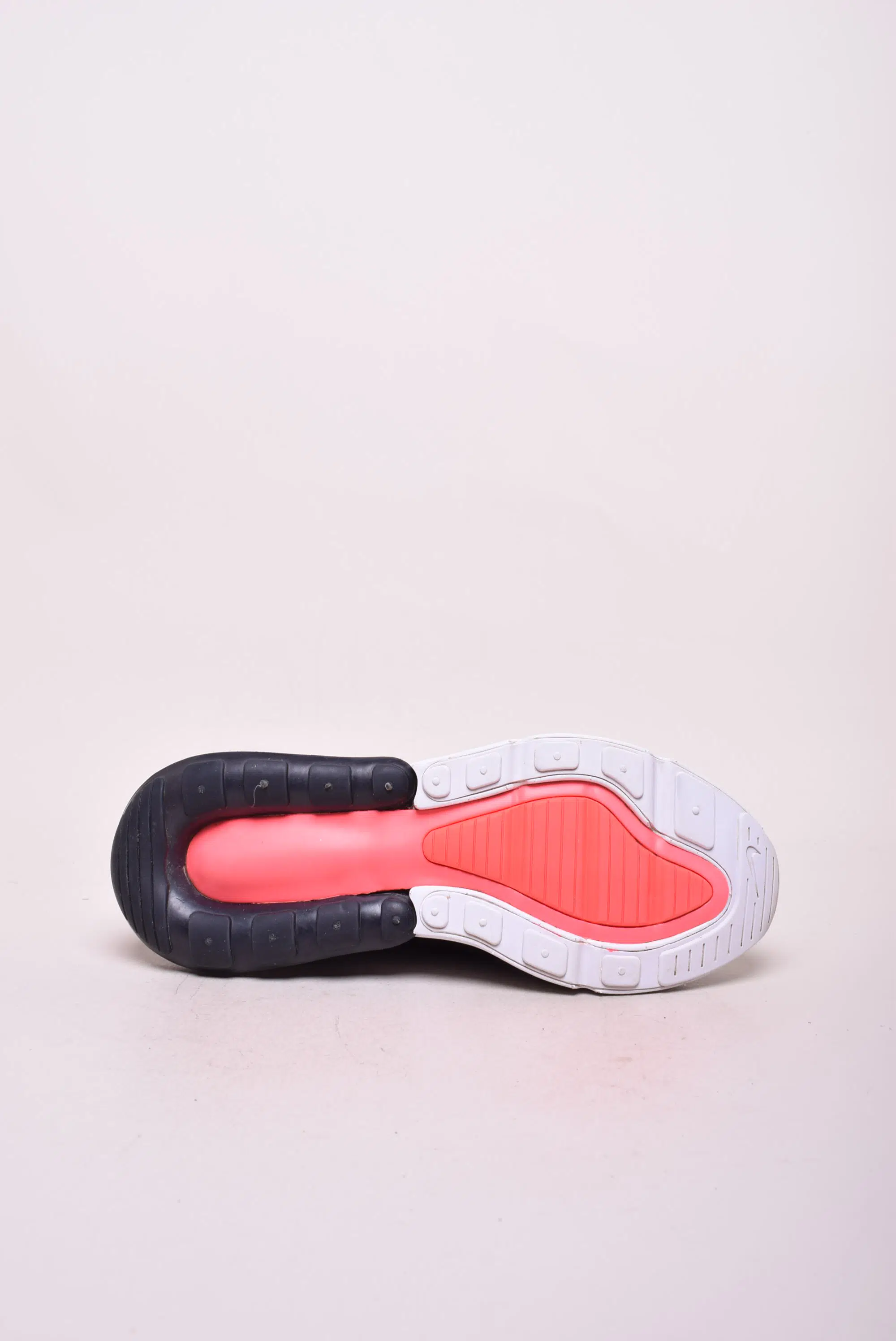 Pantofi sport dama Air Max 270 [2]