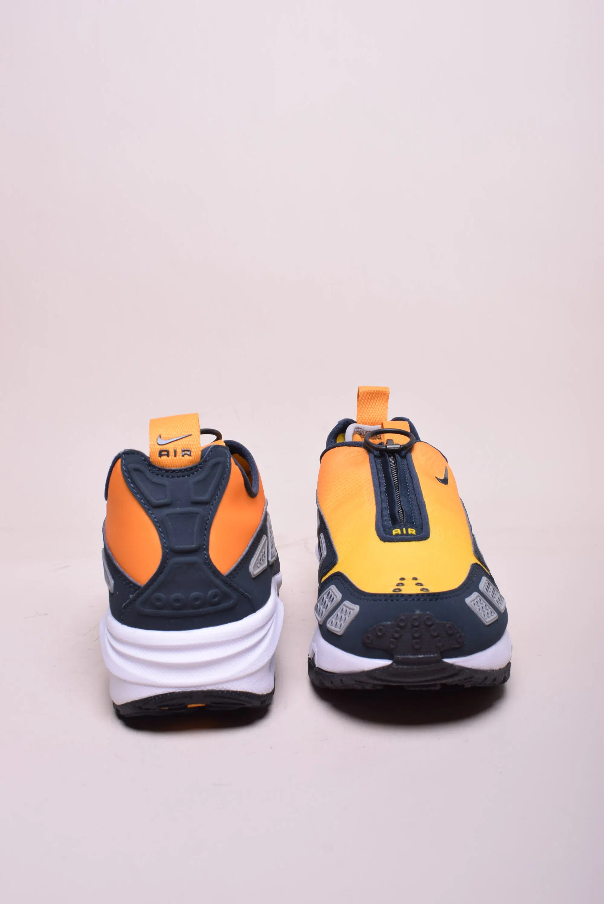 Pantofi sport dama Air Max SNDR [3]