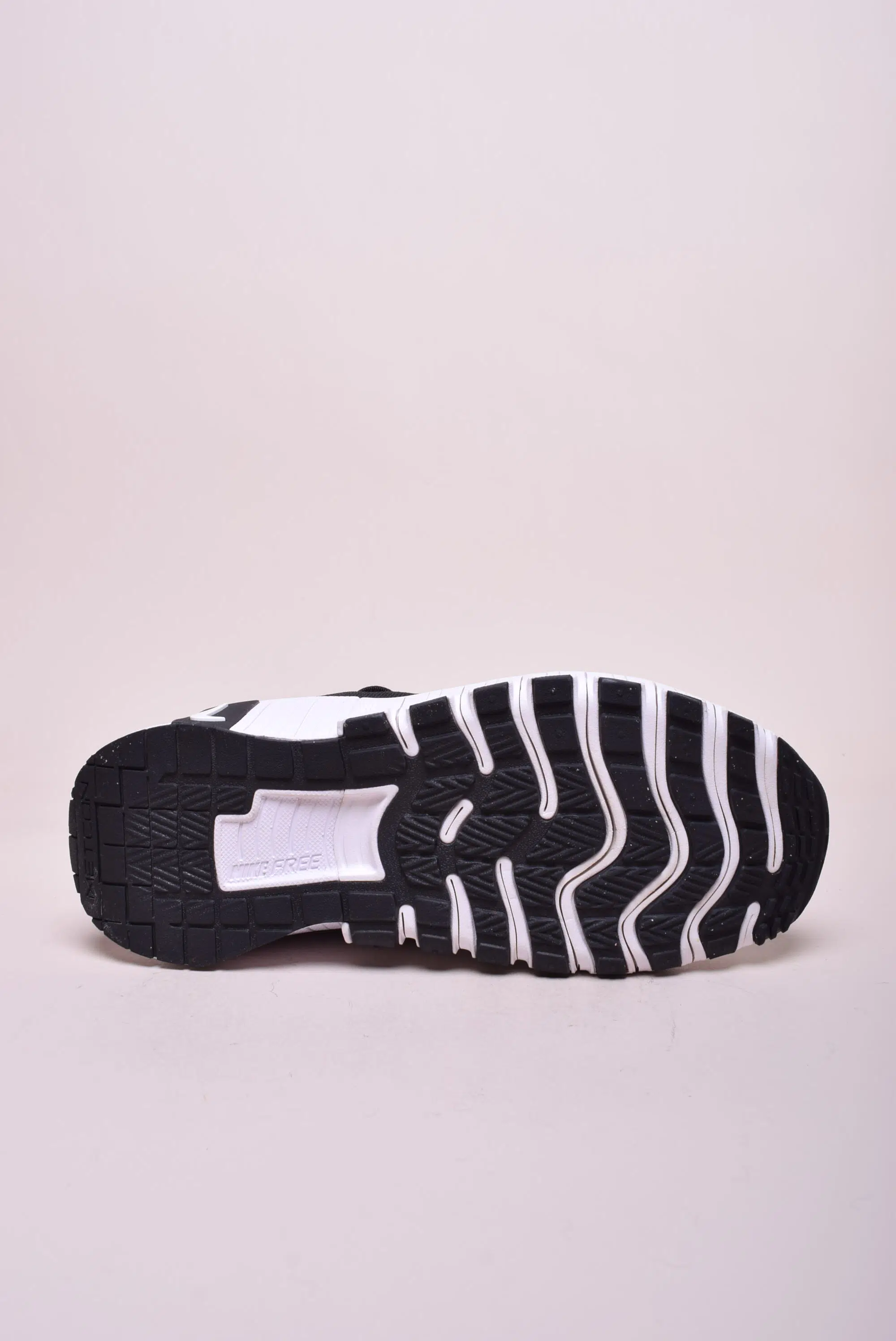 Pantofi sport dama Free Metcon 6 [2]