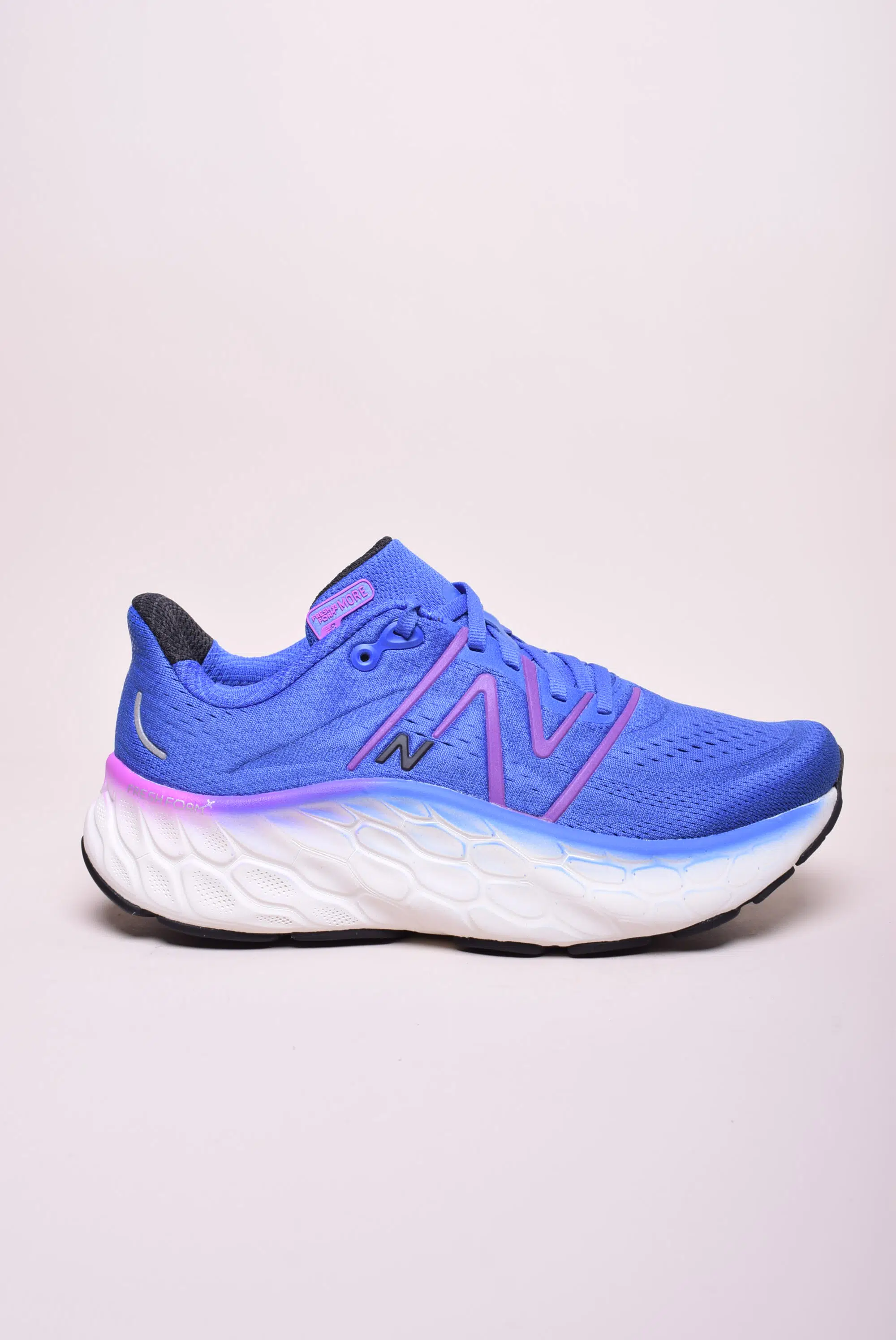 Pantofi sport dama Fresh Foam More v4 [1]