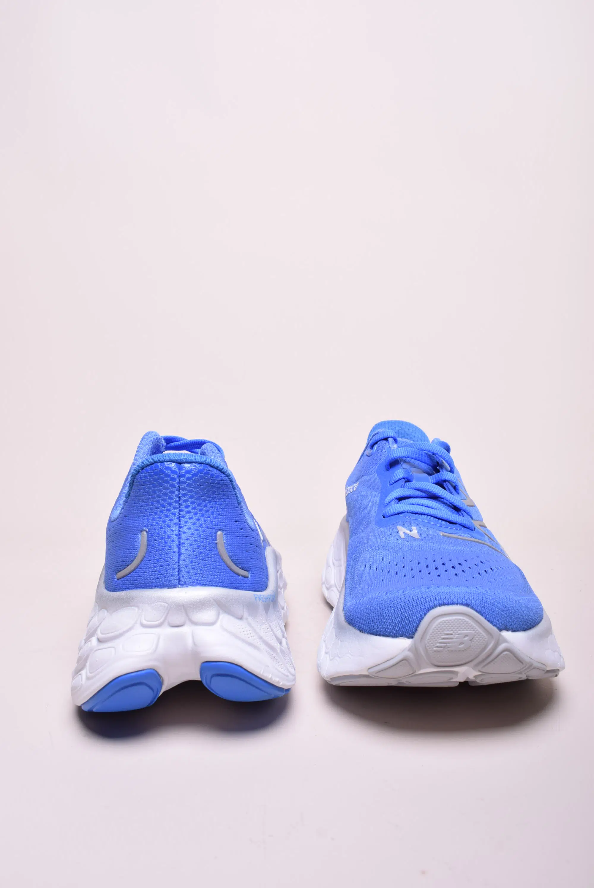 Pantofi sport dama Fresh Foam X More v4 [3]