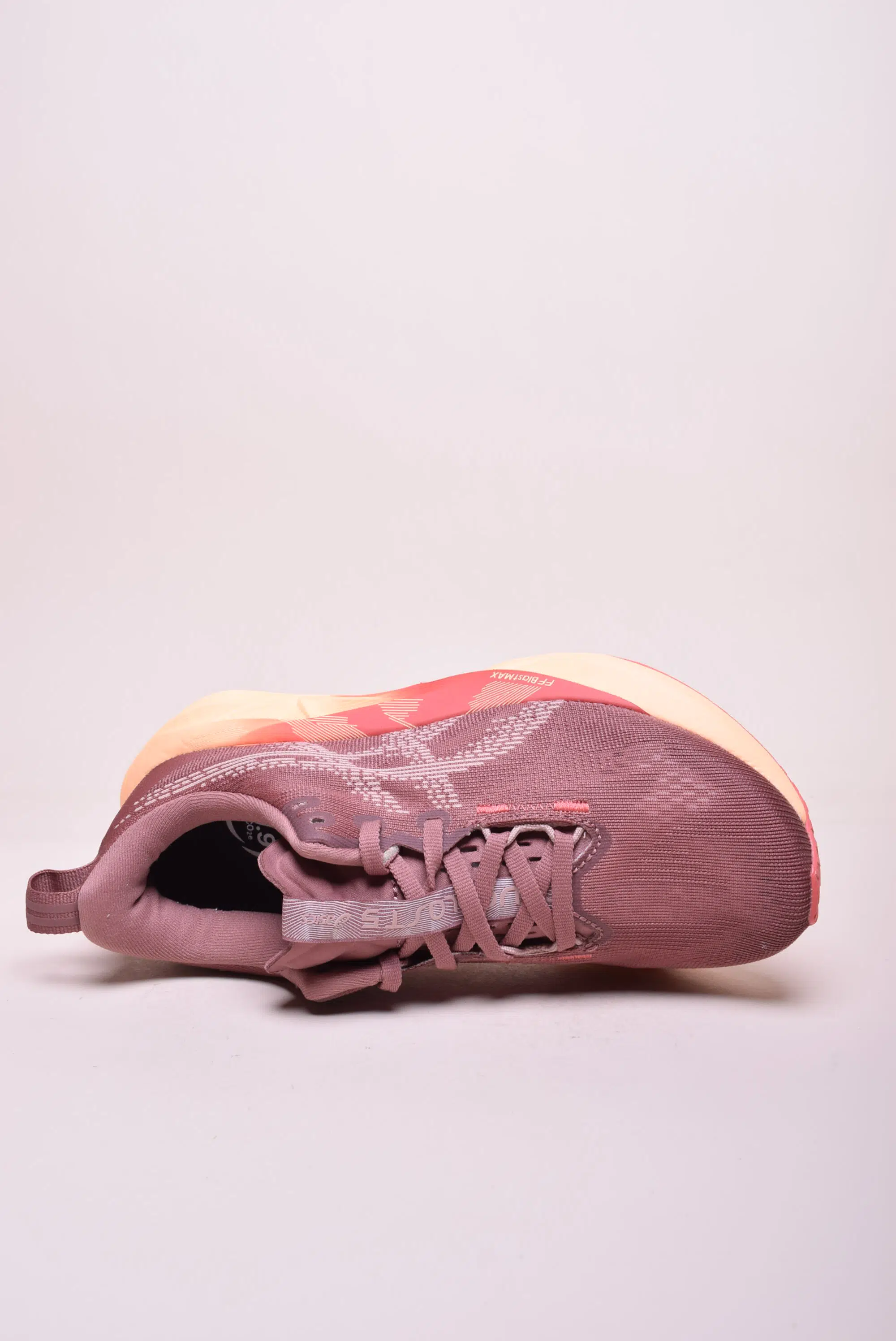 Pantofi sport dama Novablast 5 [4]