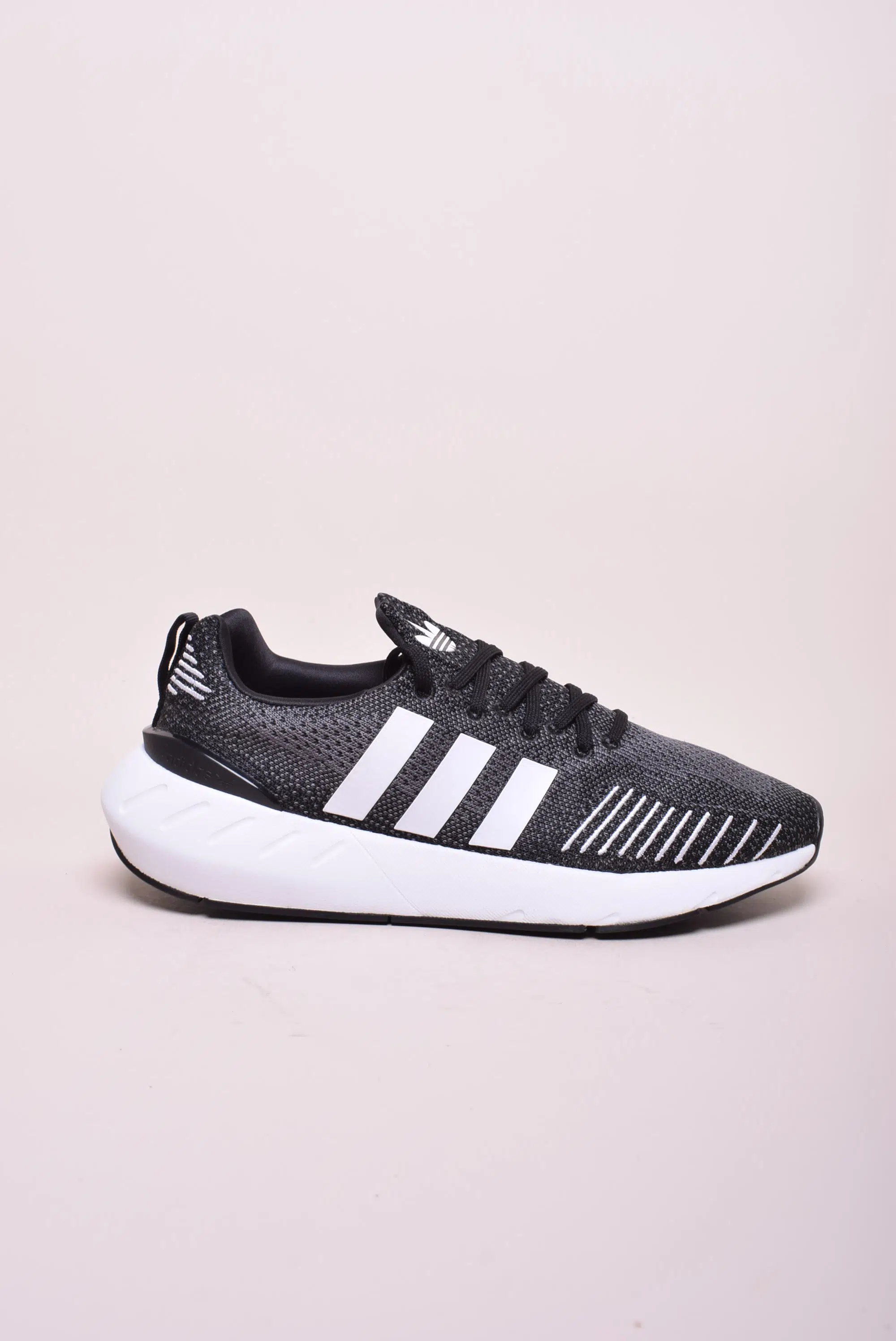 Pantofi sport dama Swift Run 22
