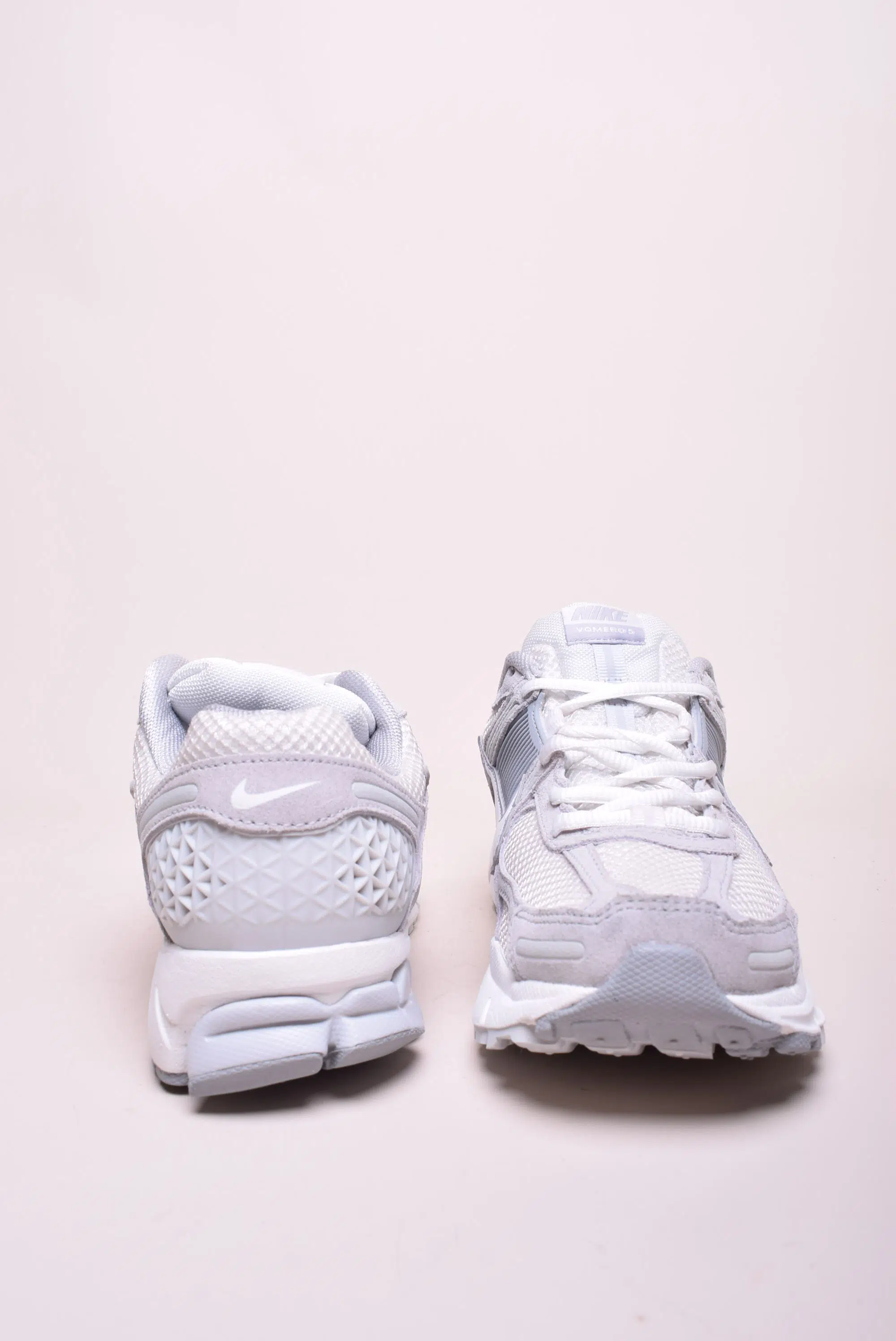 Pantofi sport dama Zoom Vomero 5 [3]