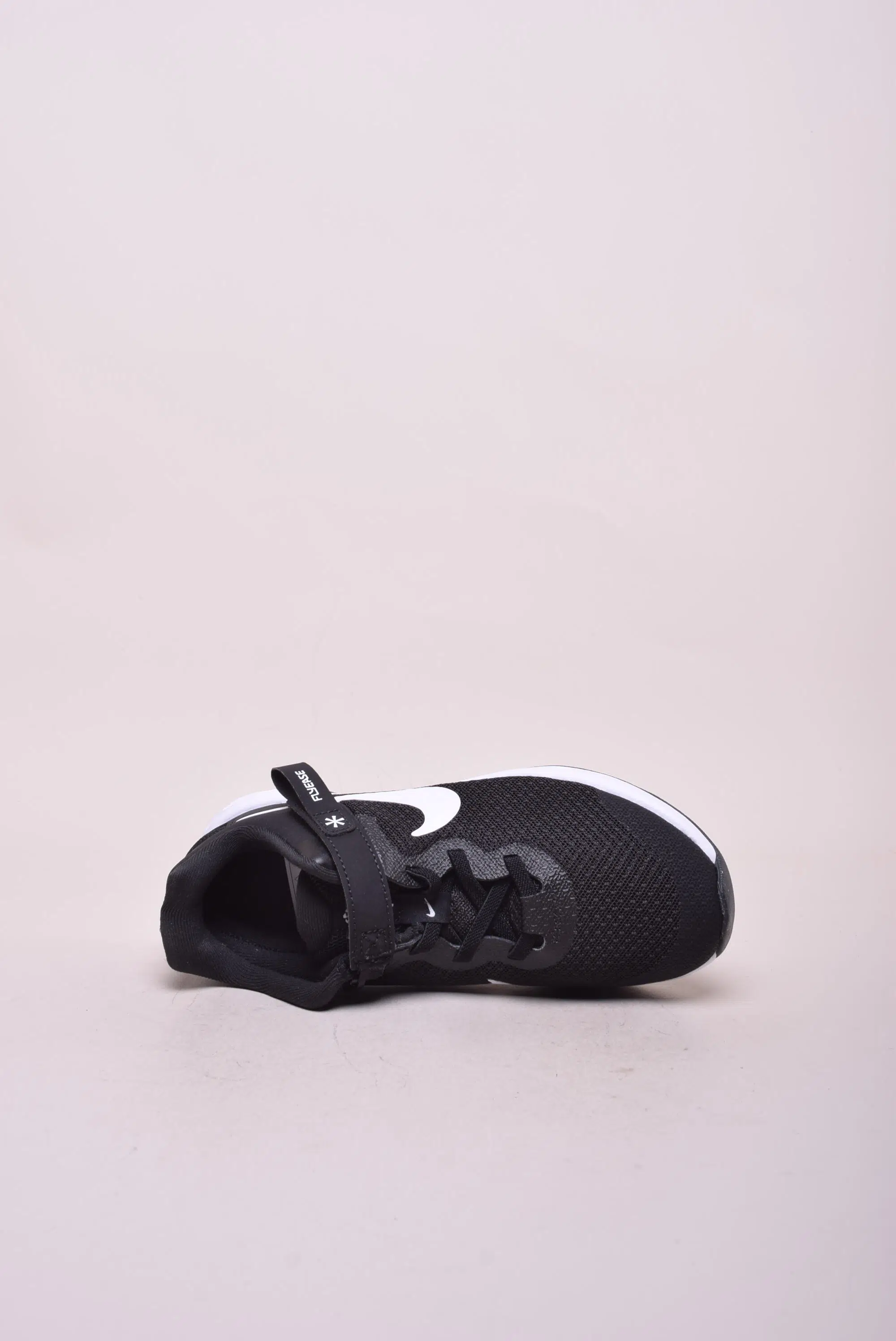 Pantofi sport fete Revolution 6 Flyease [4]