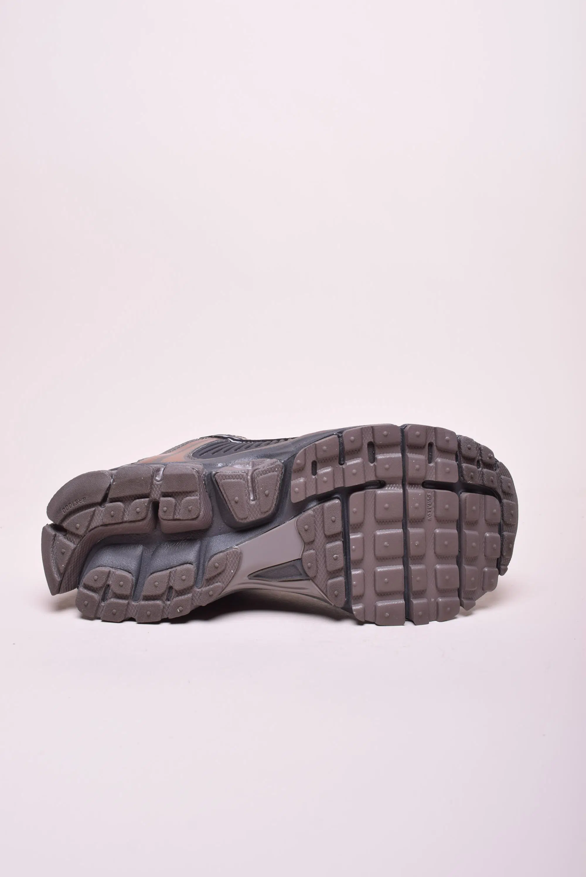 Pantofi sport fete Vomero 5 [2]