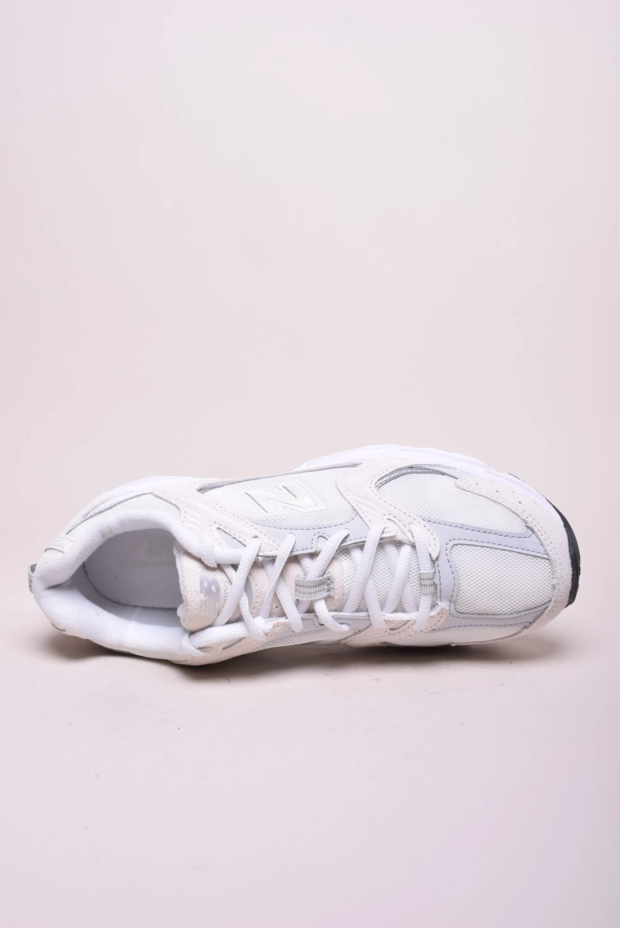 Pantofi sport unisex 530 [4]