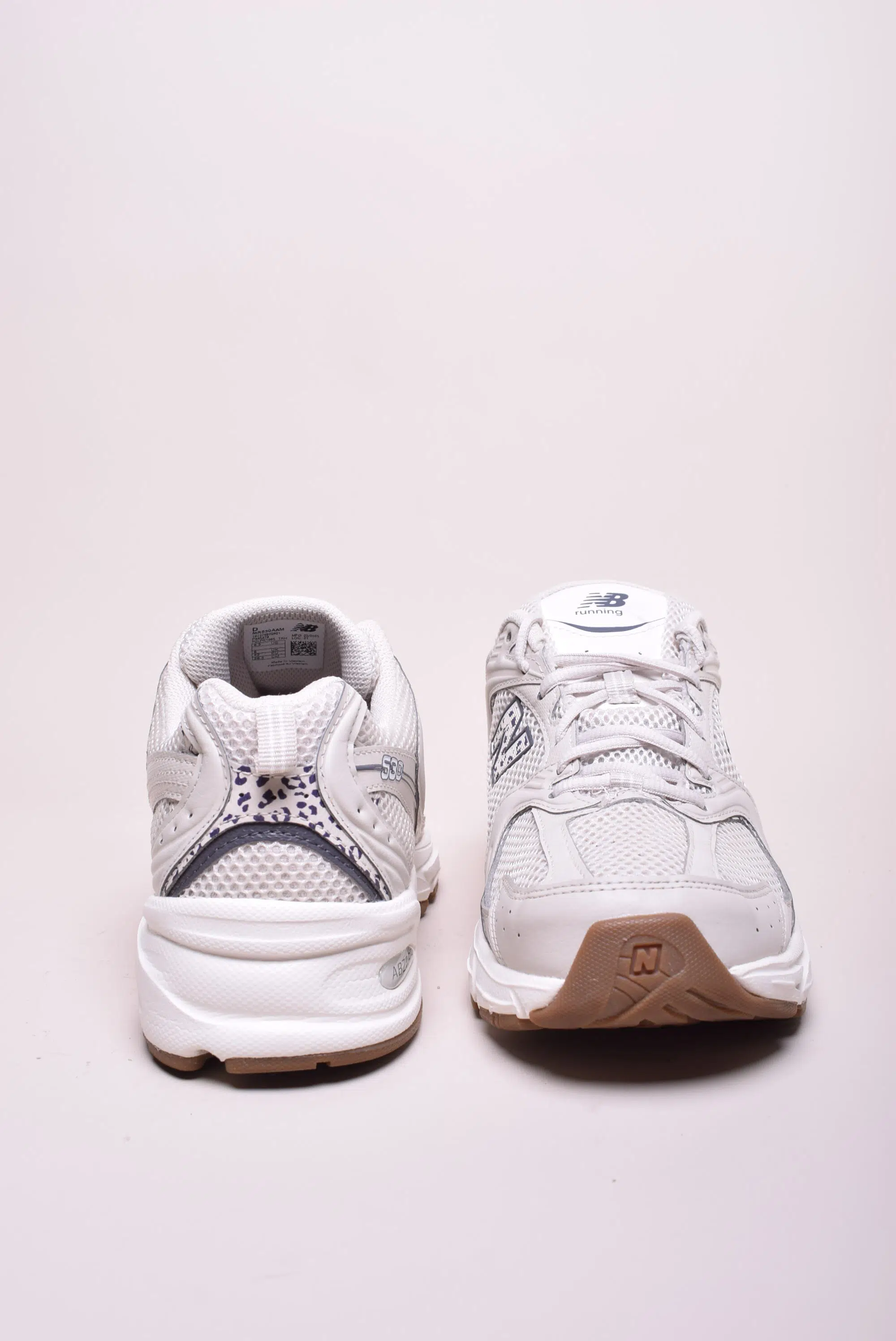 Pantofi sport unisex 530 [3]