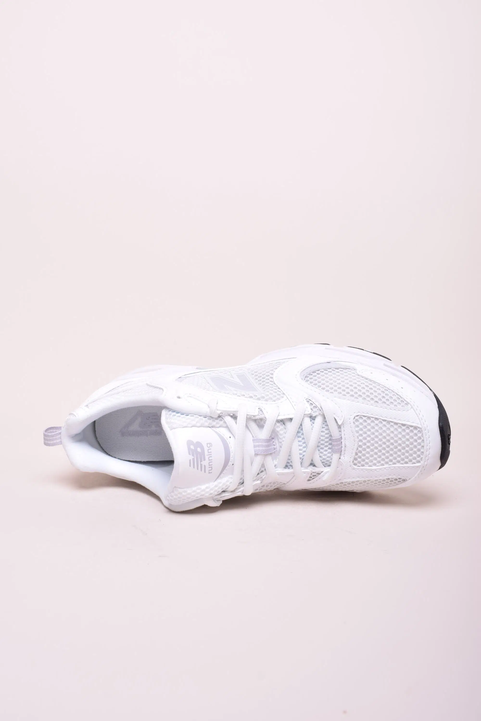 Pantofi sport unisex 530 [4]