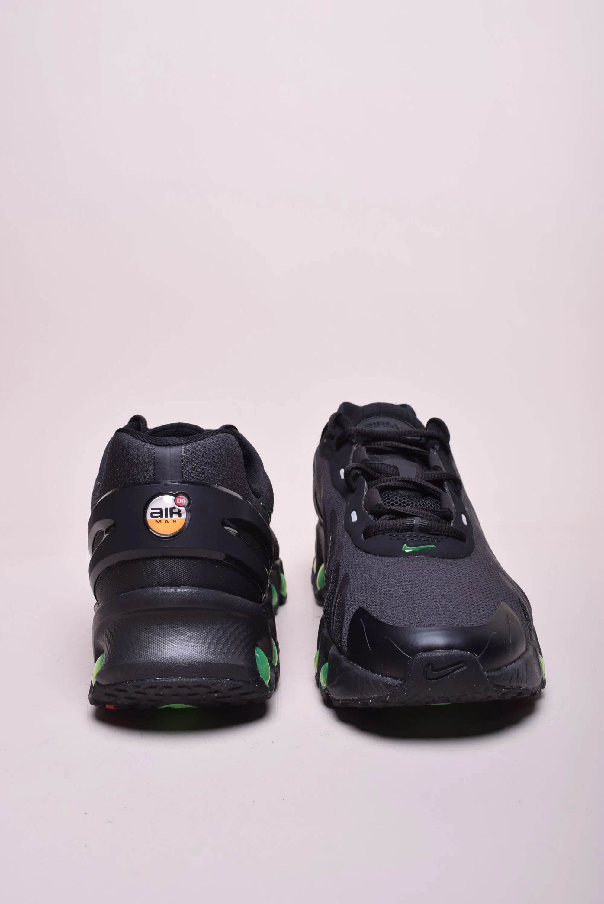 Pantofi sport unisex Air Max DN8 [3]