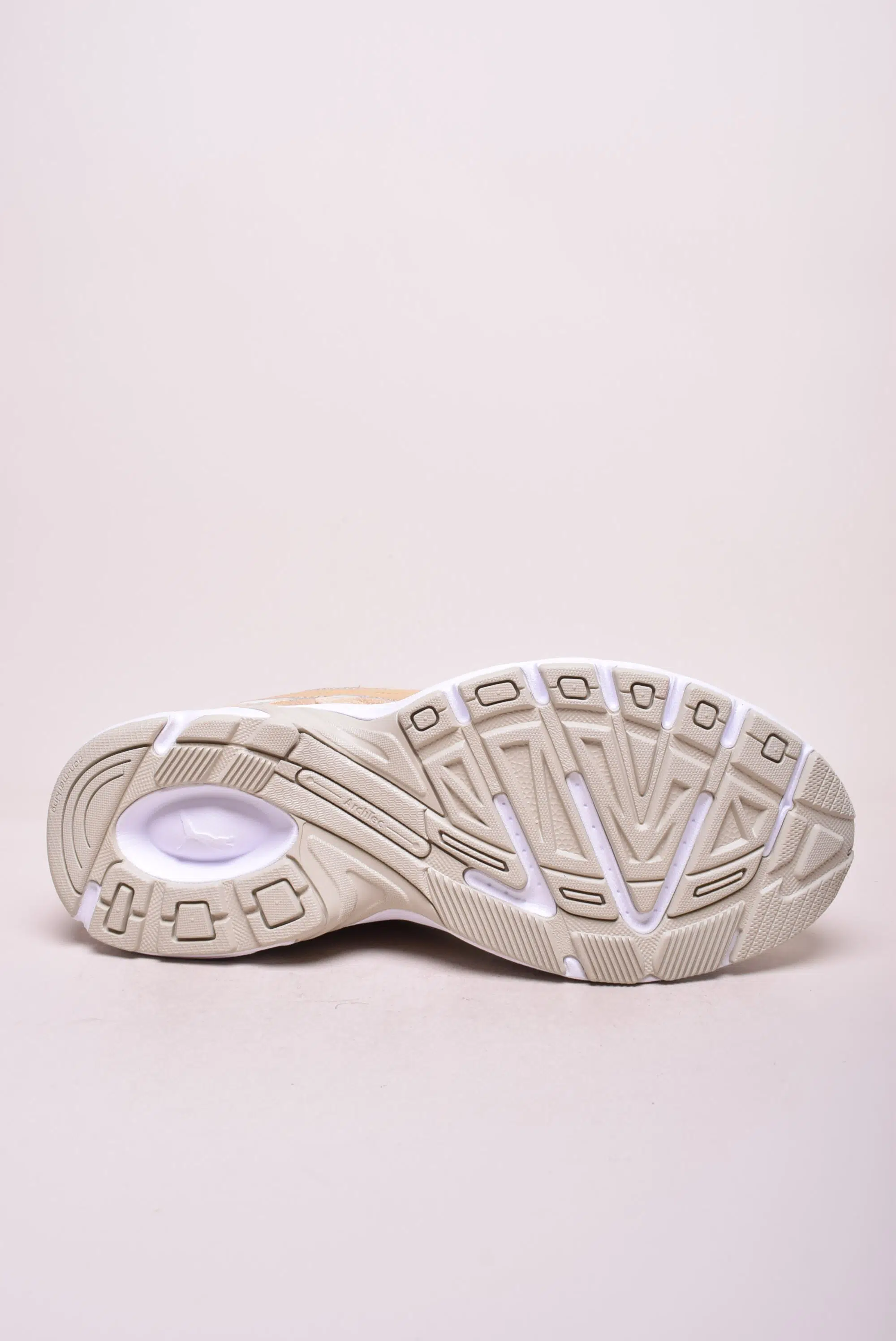 Pantofi sport unisex Milenio Tech Suede [2]