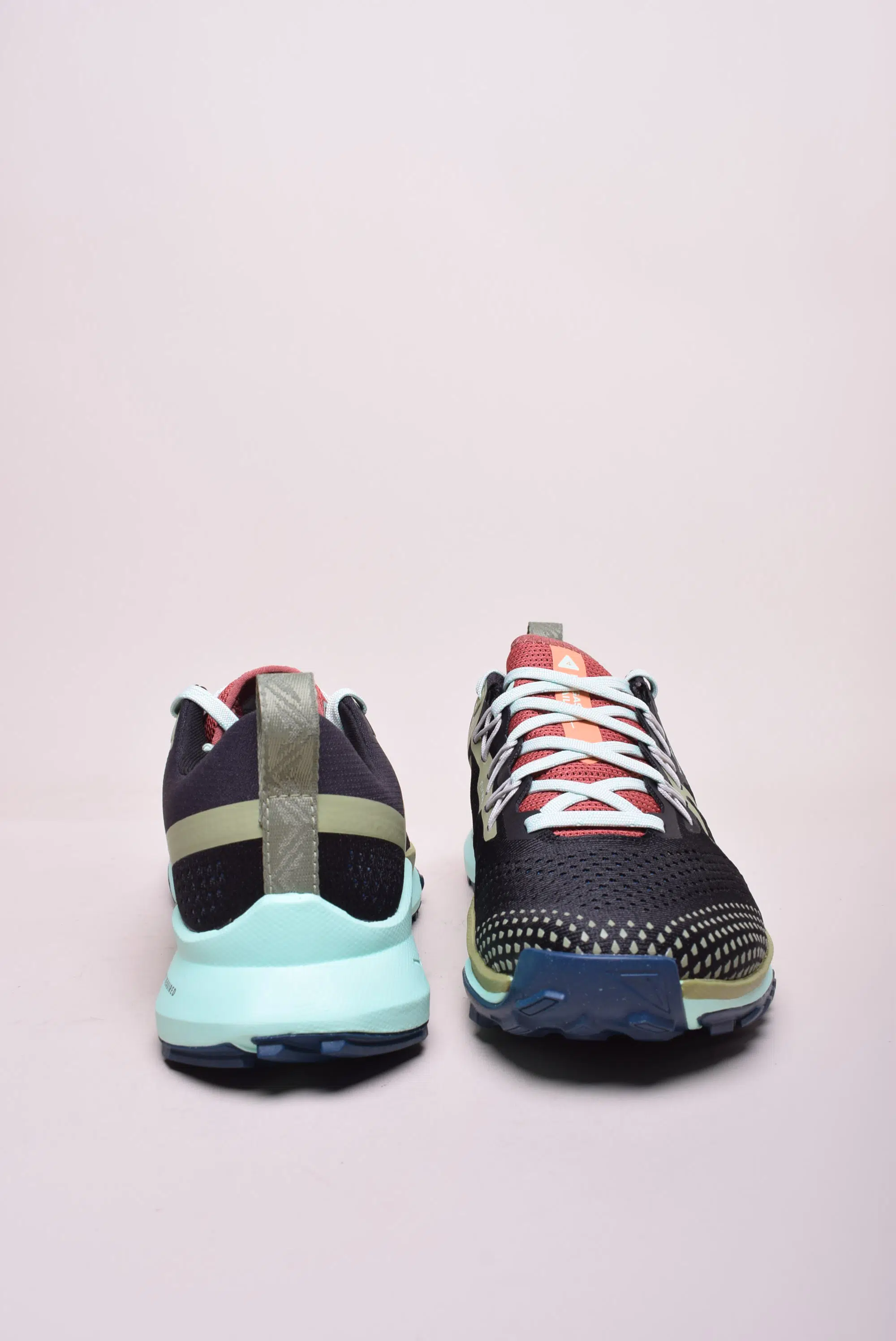 Pantofi sport unisex React Pegasus Trail 4 [3]