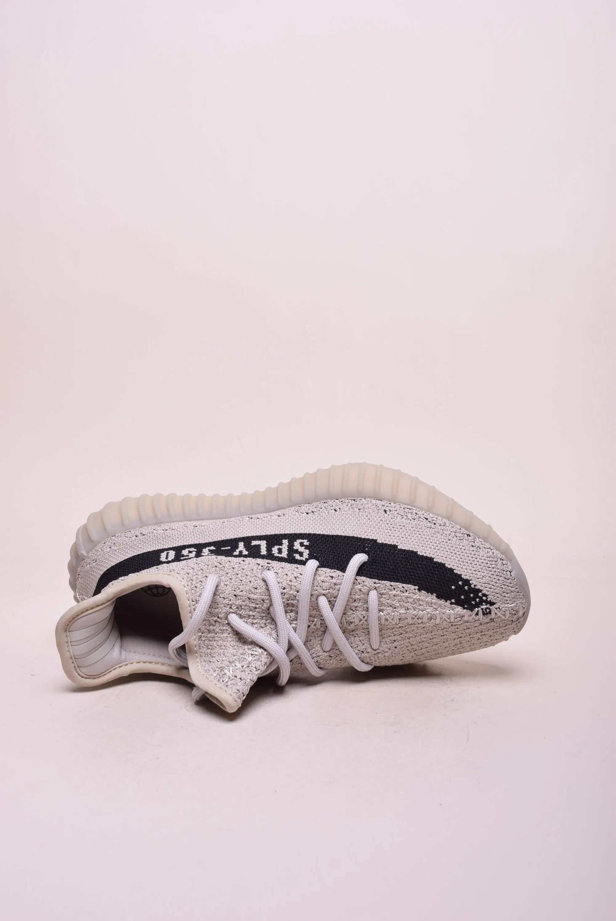 Pantofi sport unisex Yeezy Boost 350 V2 [4]