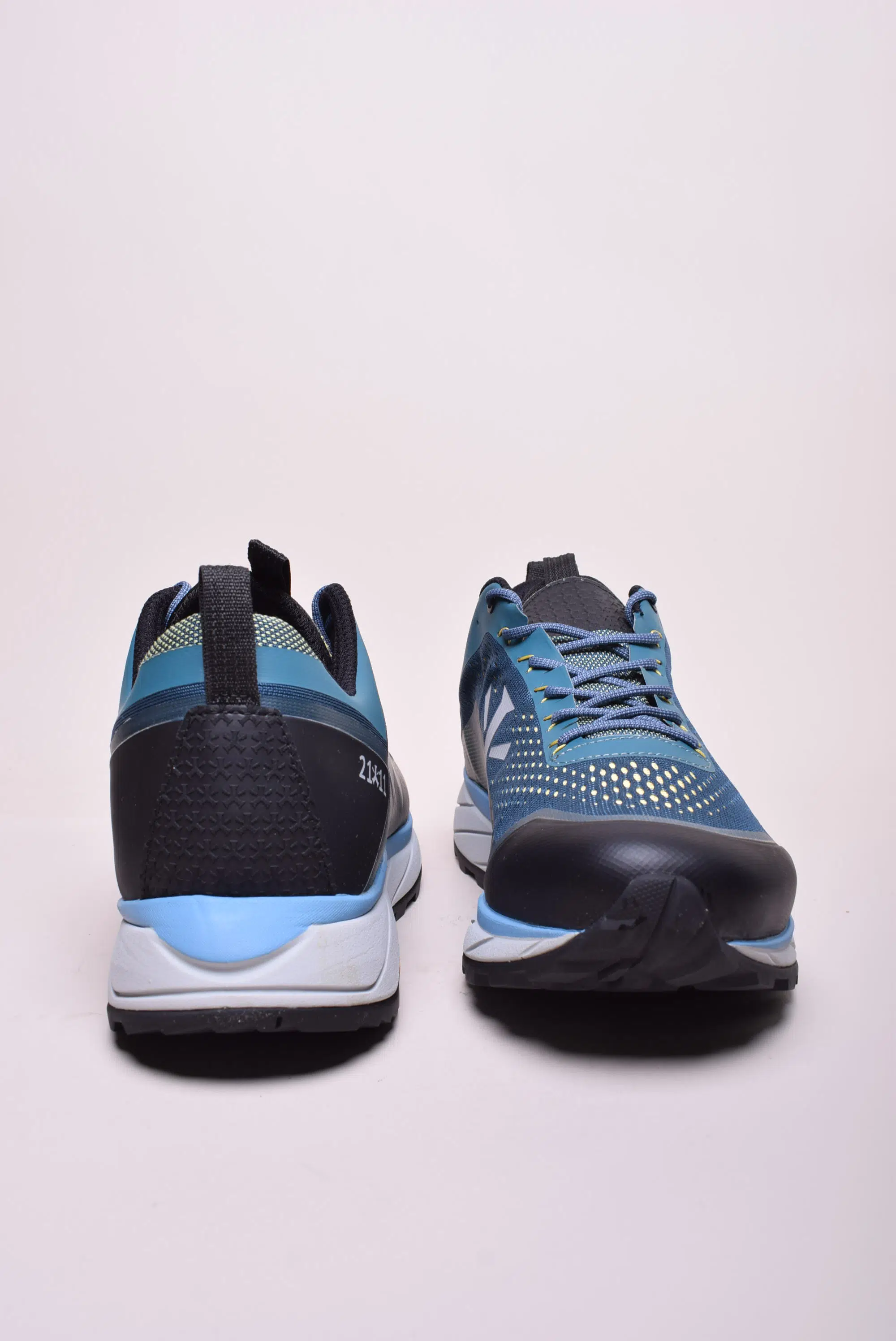 Pantofi trekking barbati Gravitas Low Fresh [3]