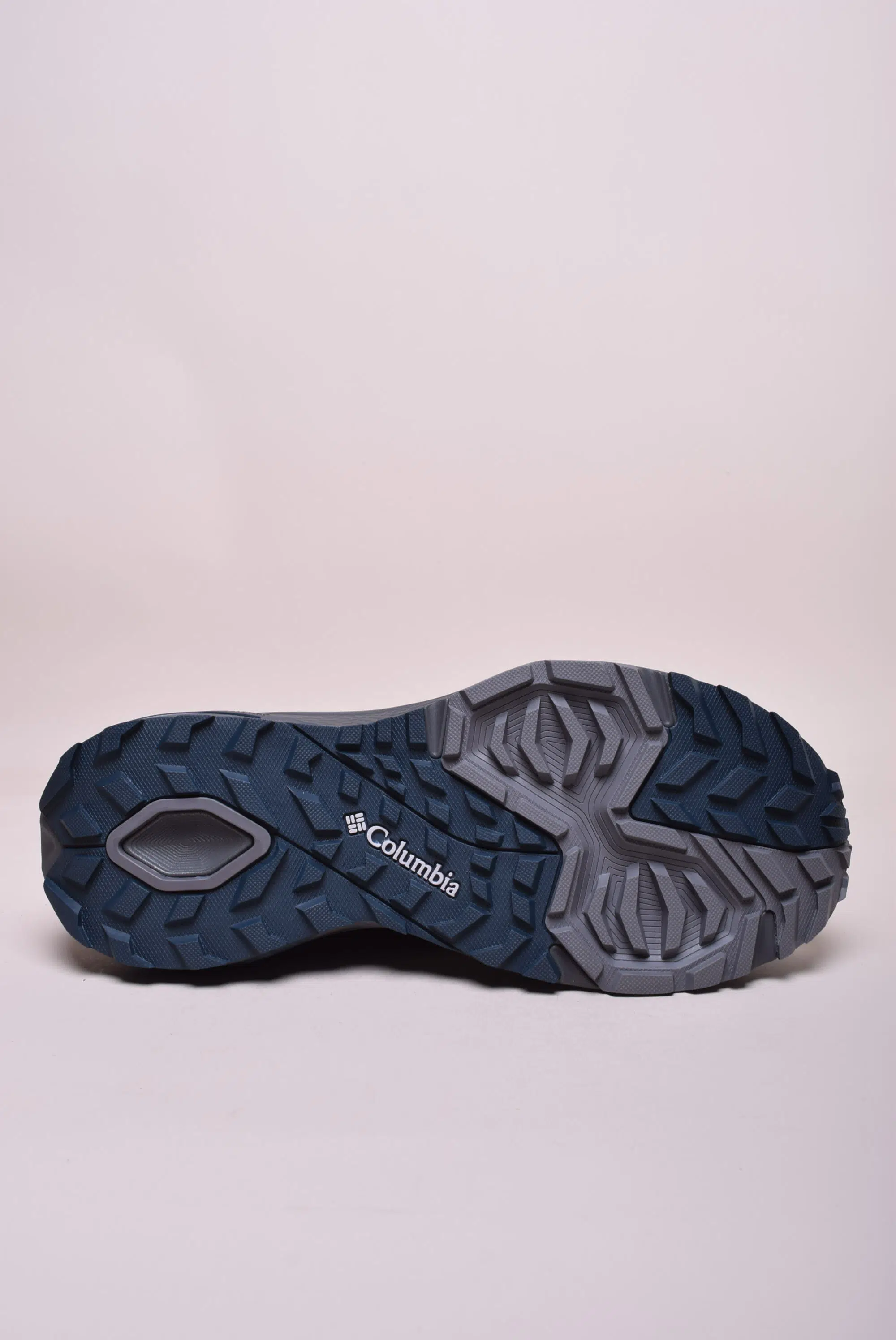 Pantofi trekking barbati impermeabili [2]