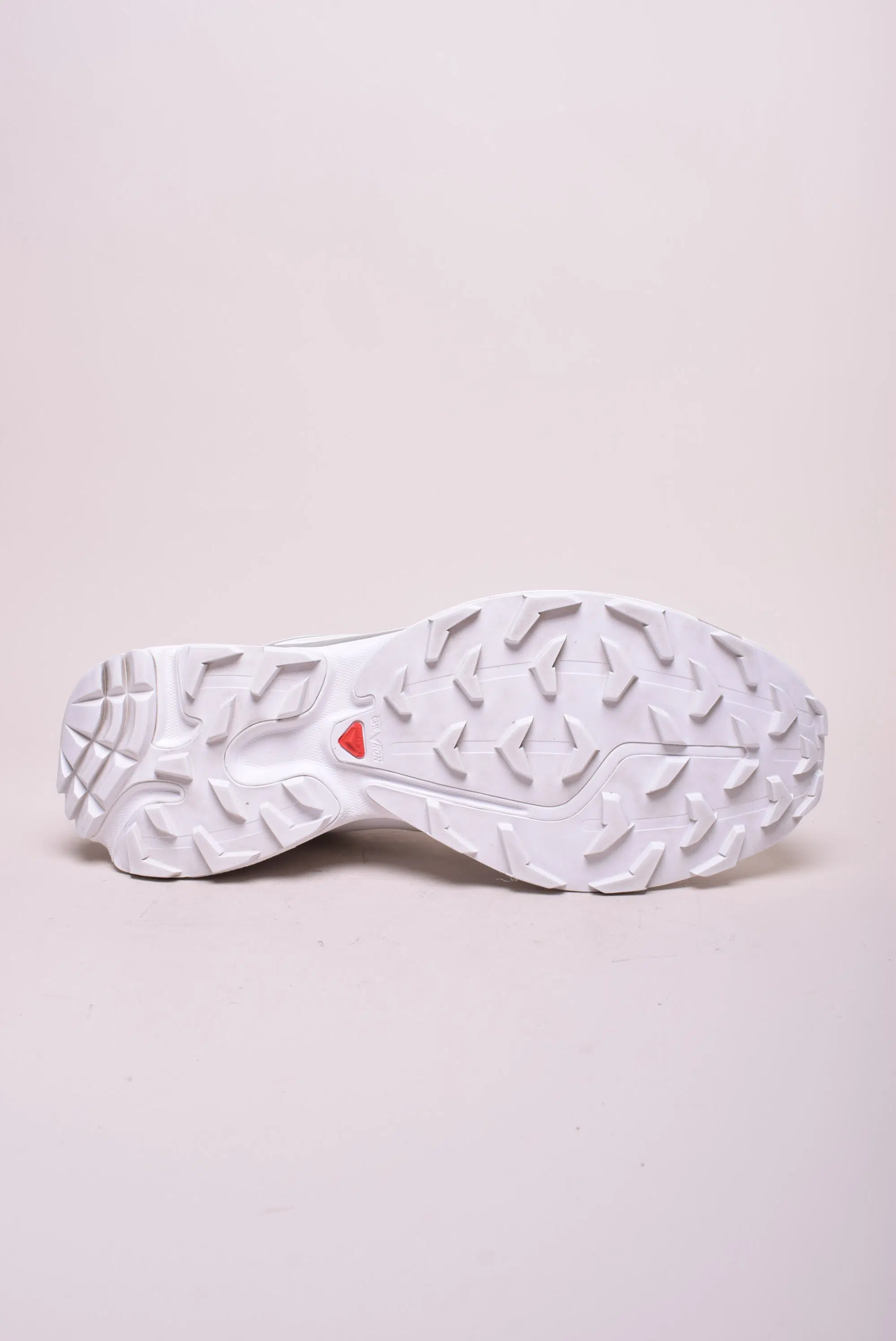 Pantofi trekking barbati XT6 Soft Ground GTX [2]