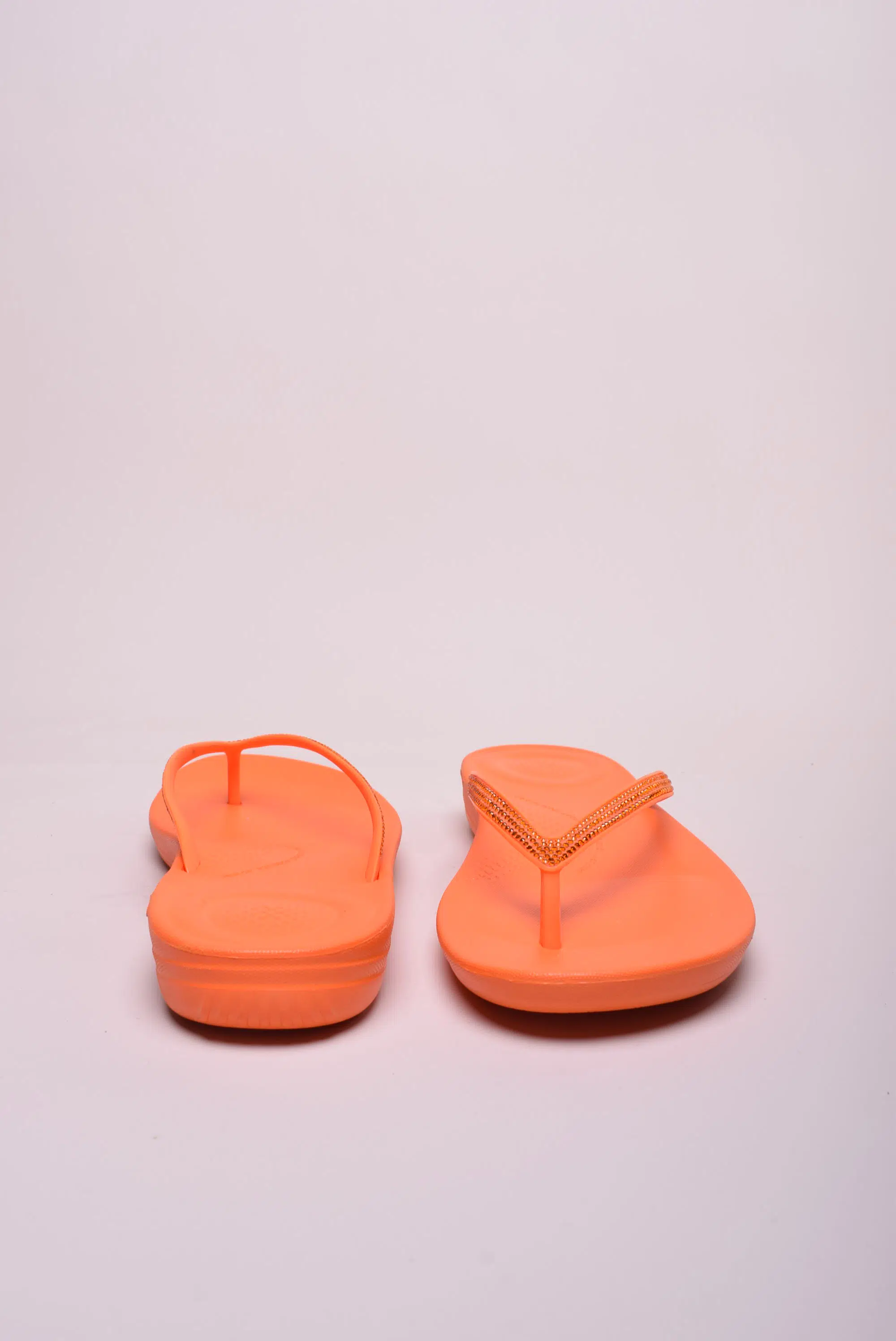 Slapi dama cu pietricele [3]