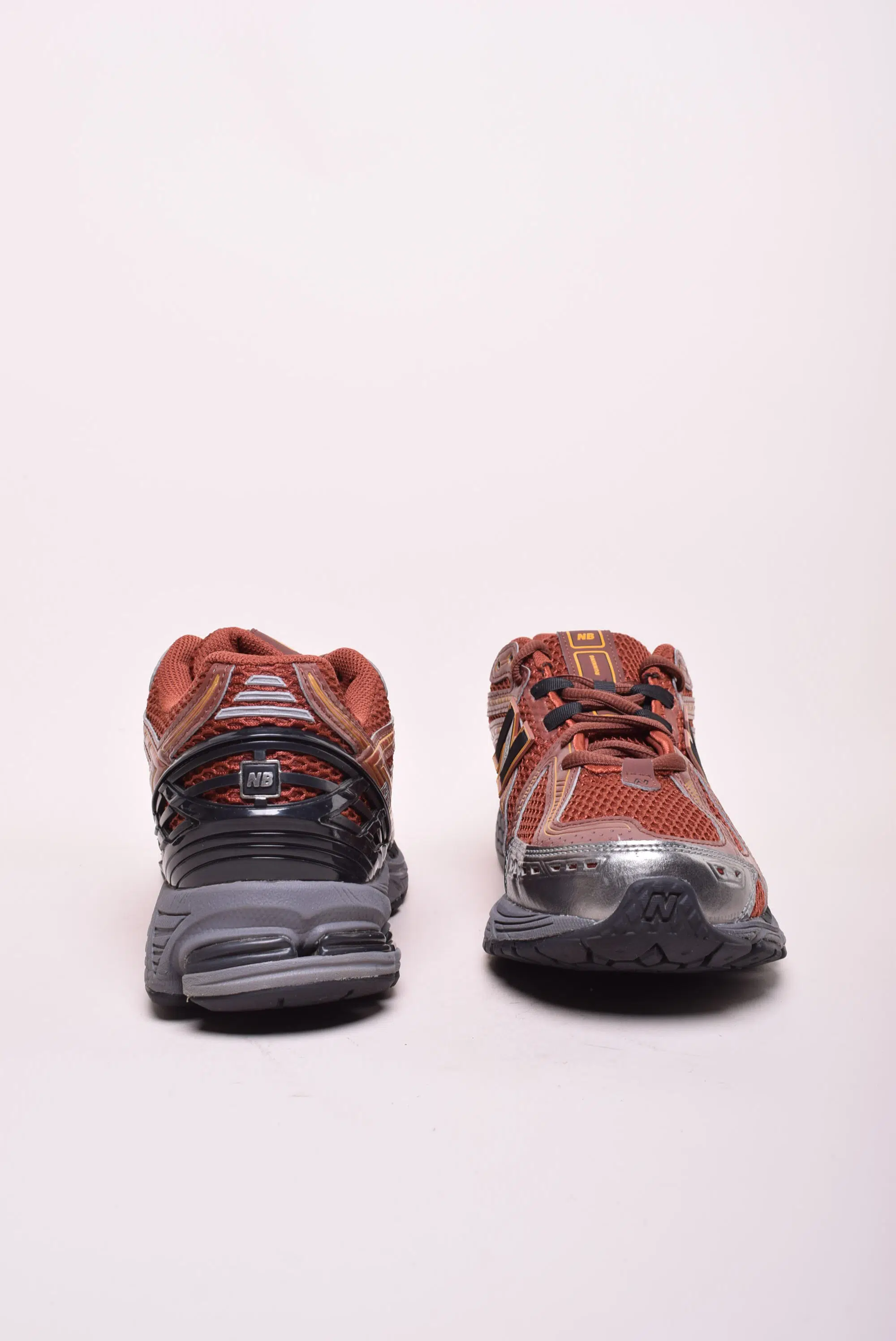 Sneakers barbati 1906R [3]