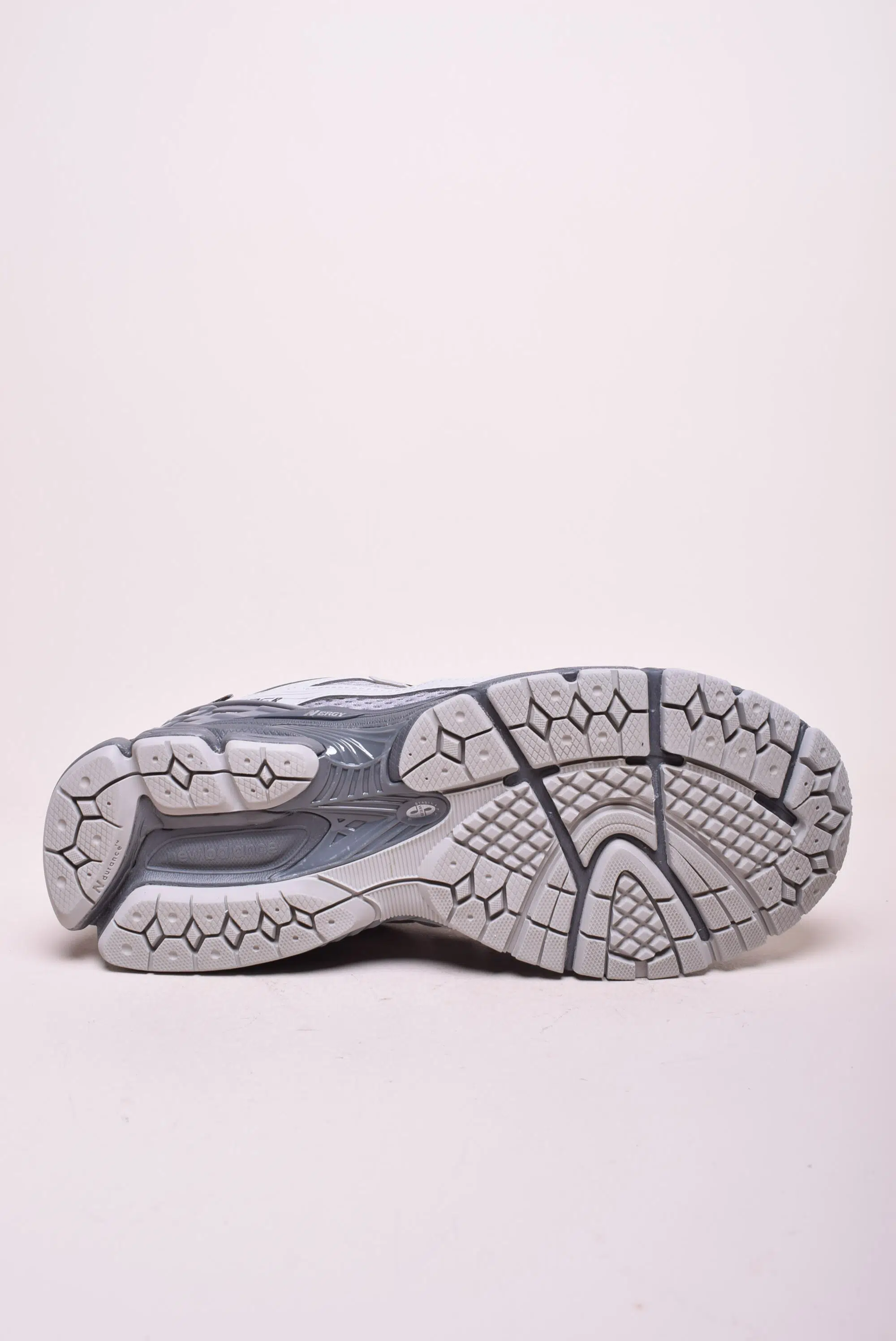 Sneakers barbati 1906R [2]