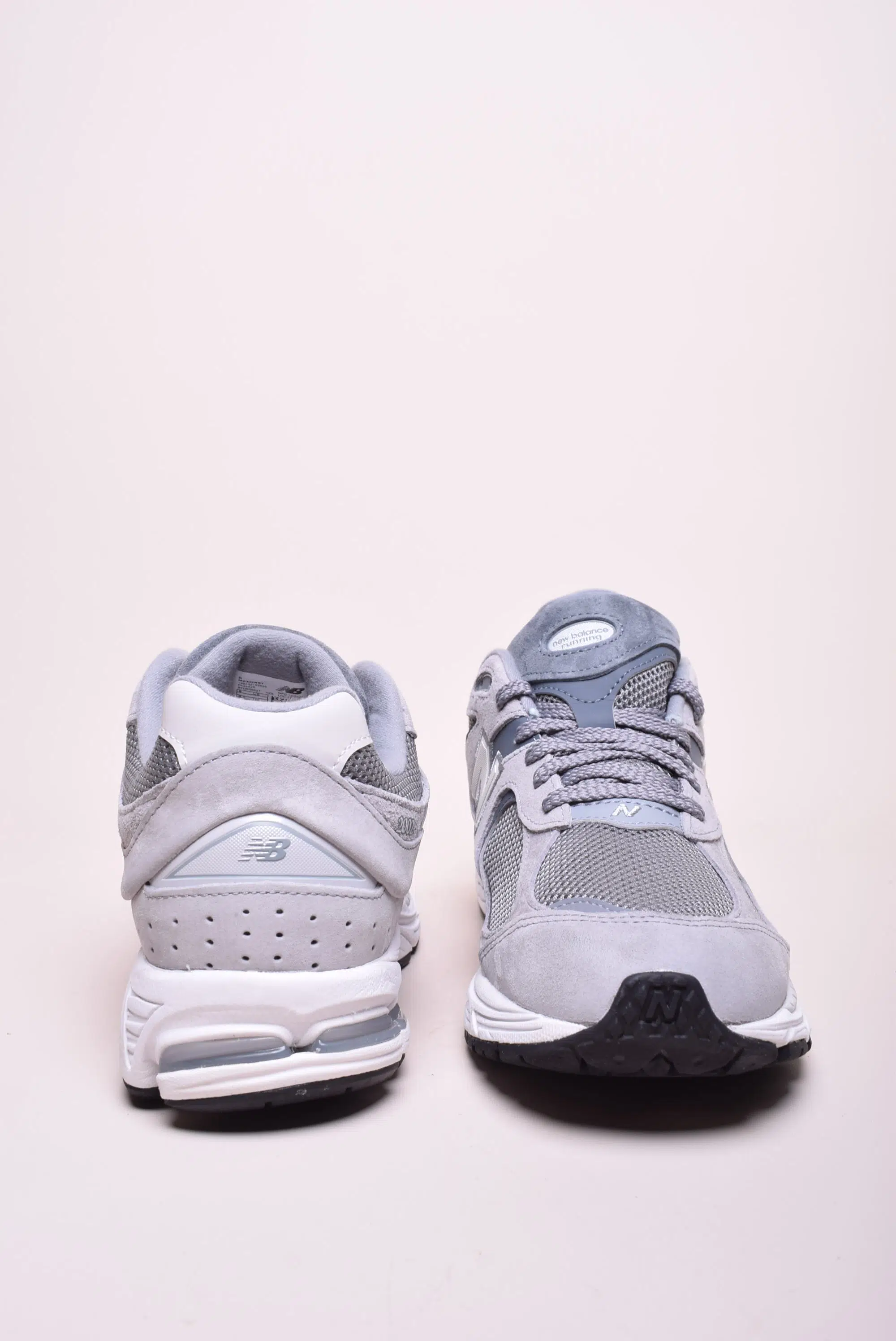 Sneakers barbati 2002R [3]