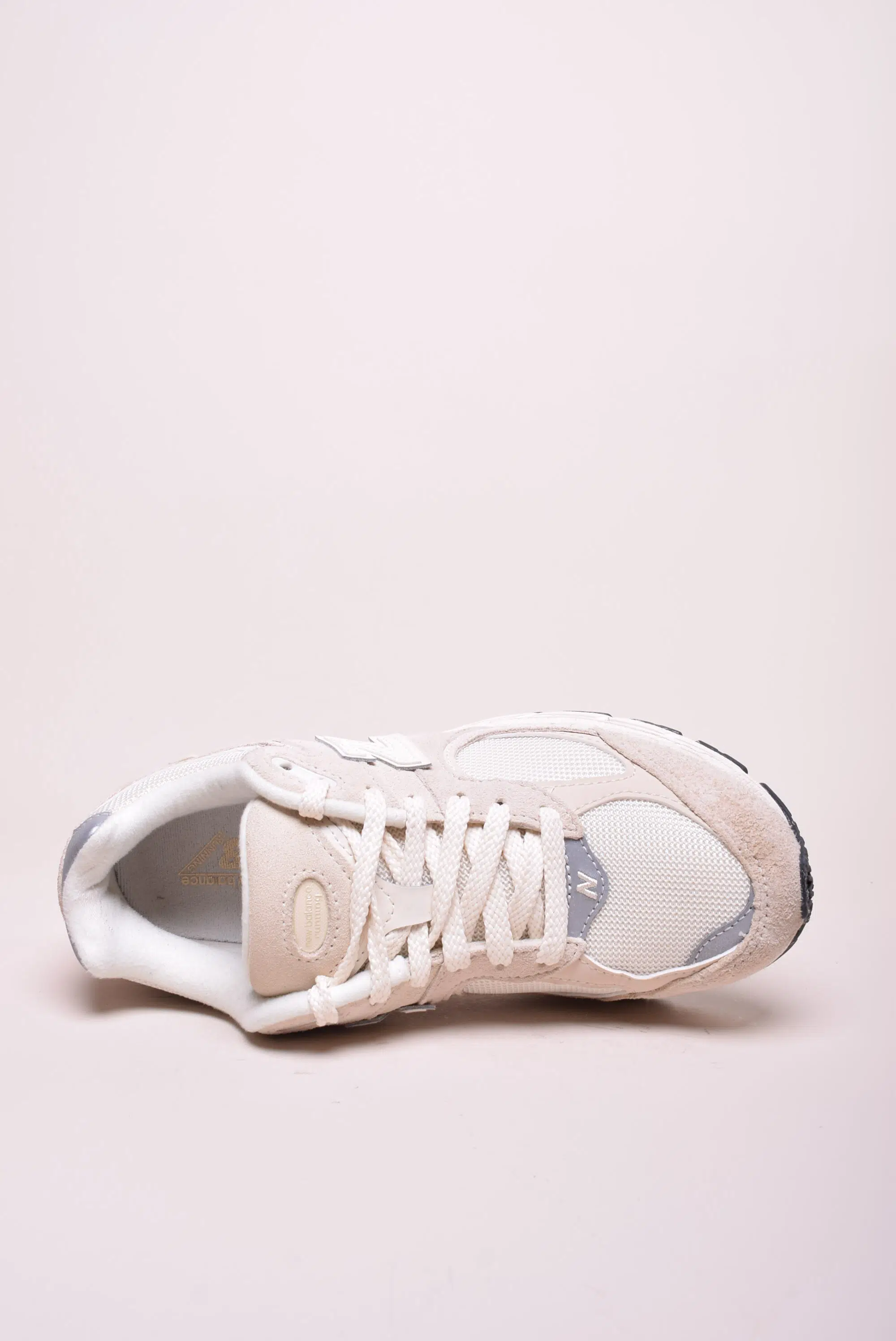 Sneakers barbati 2002R [4]