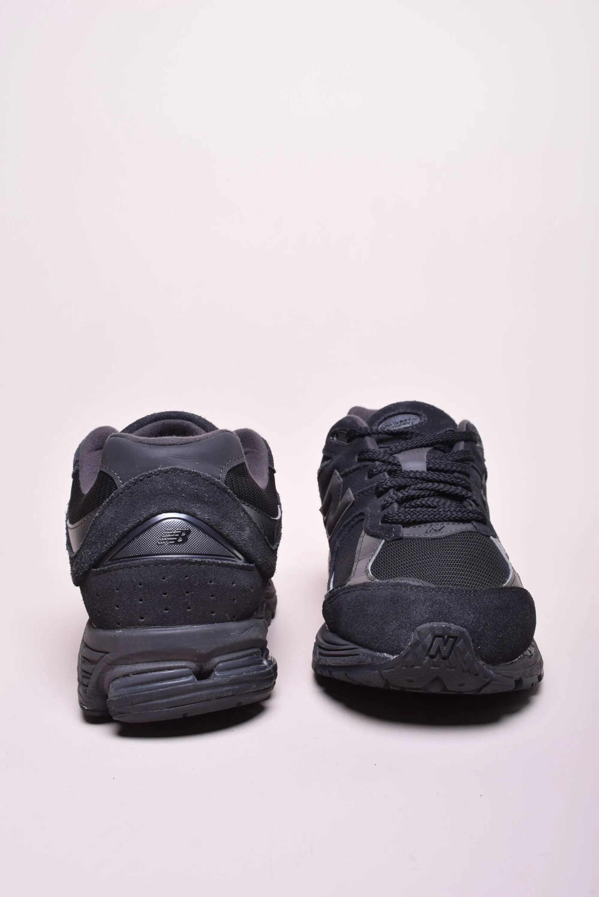 Sneakers barbati 2002R [3]