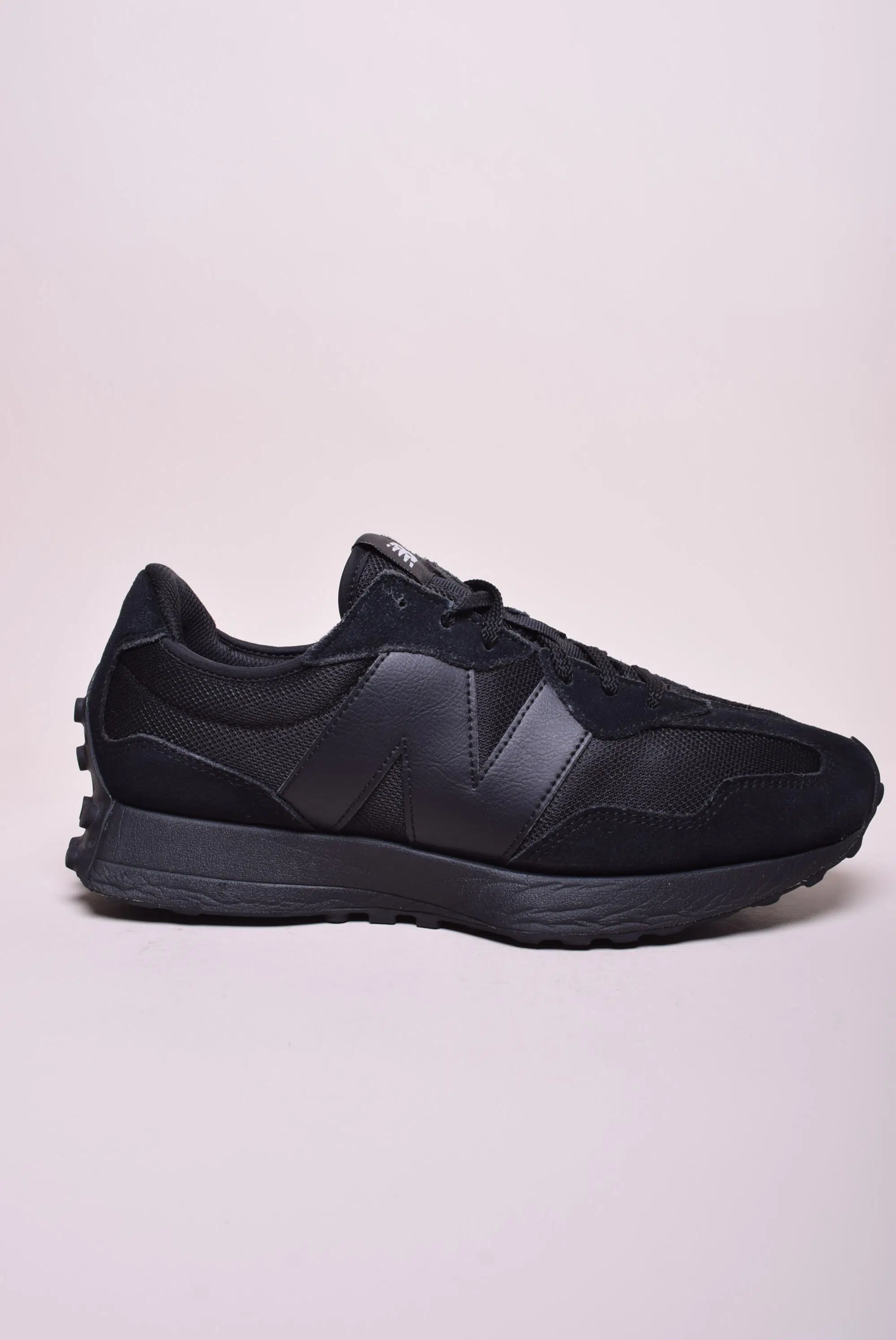 Sneakers barbati 327 [1]