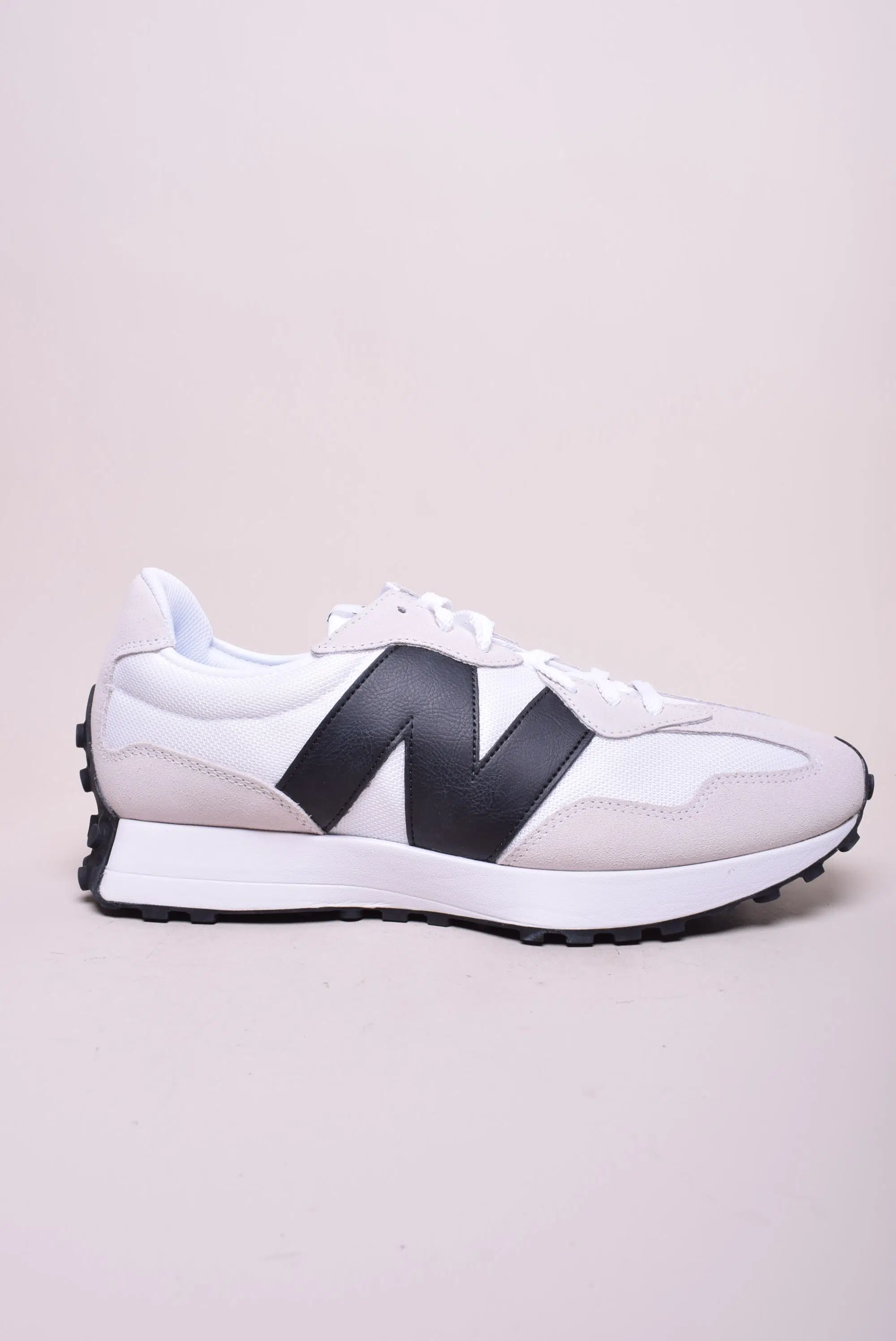 Sneakers barbati 327 [1]