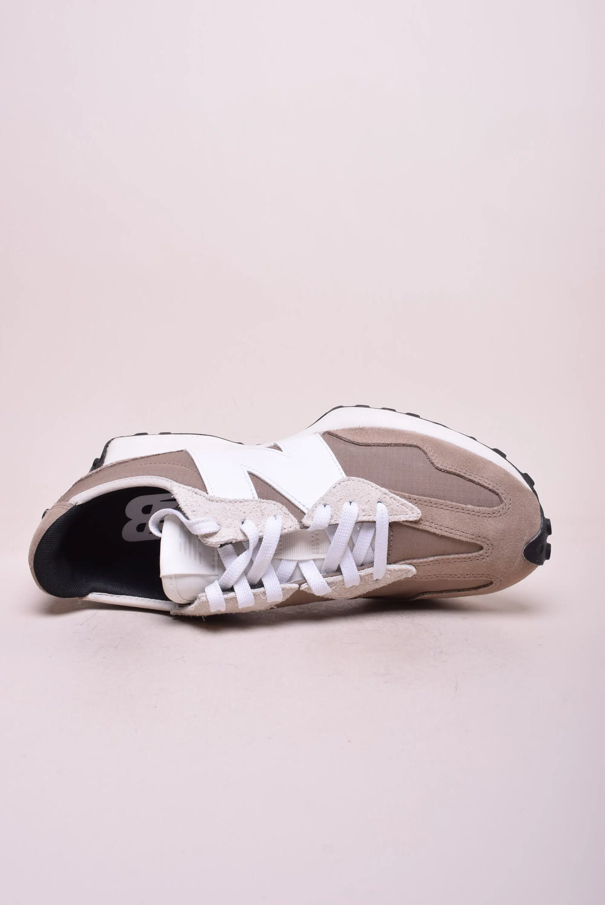 Sneakers barbati 327 [4]