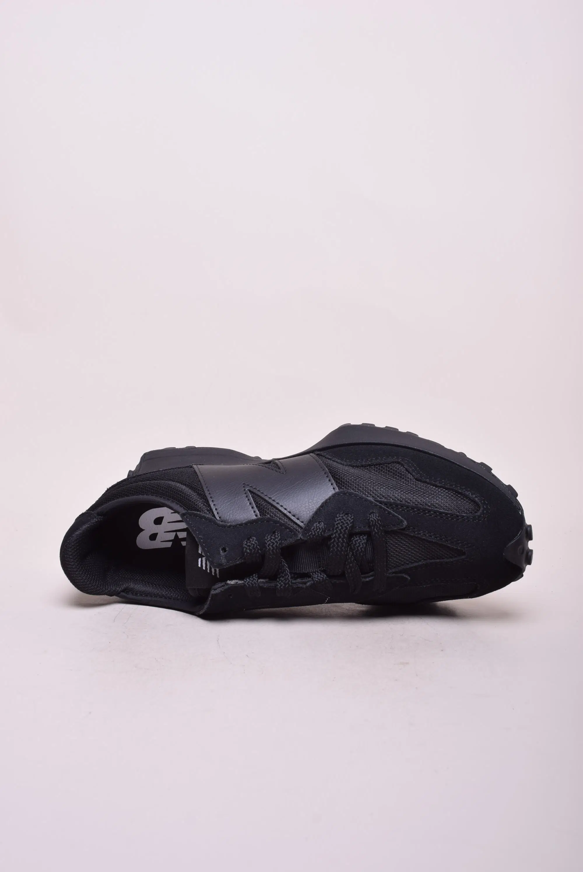 Sneakers barbati 327 [4]