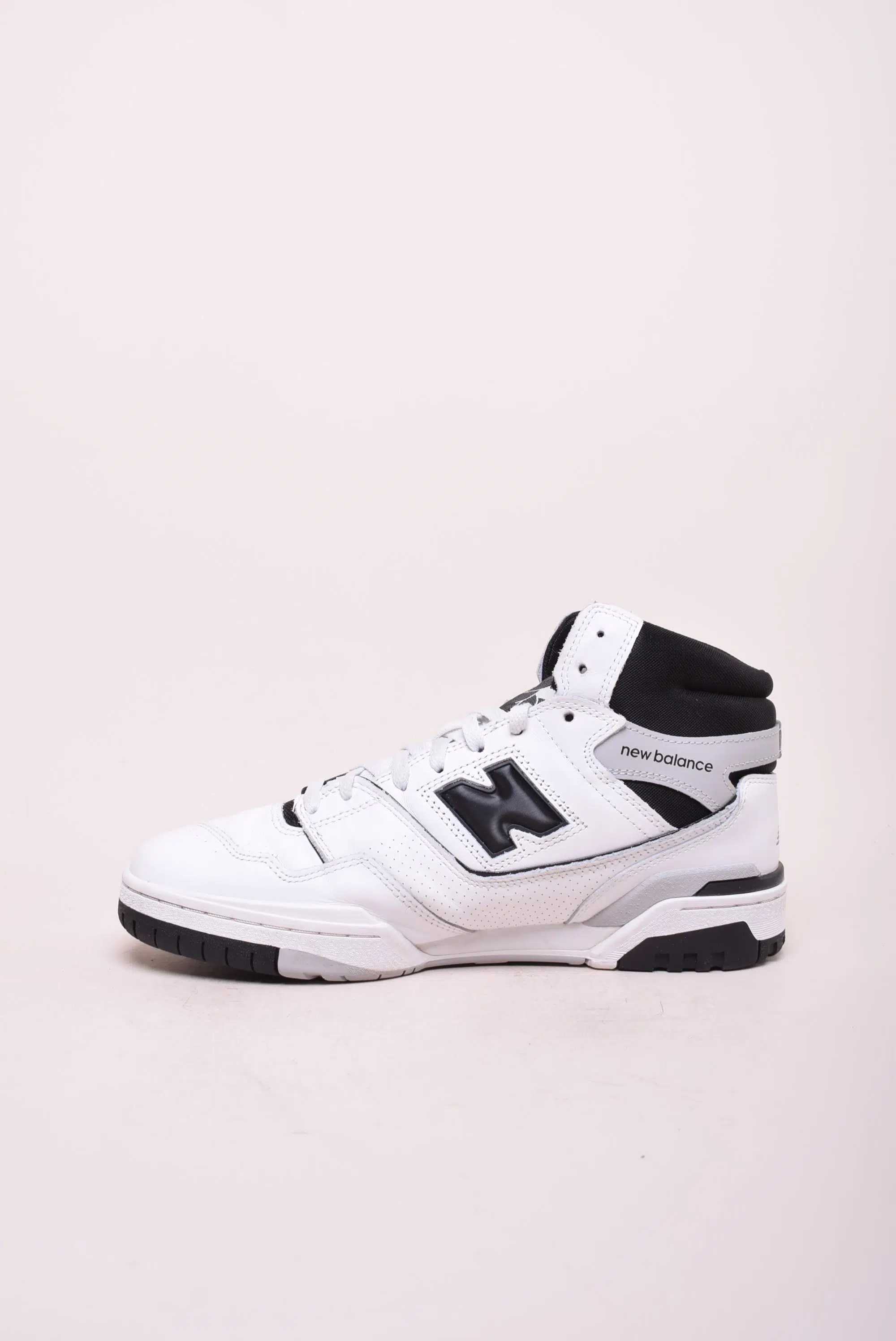 Sneakers barbati 650 [4]