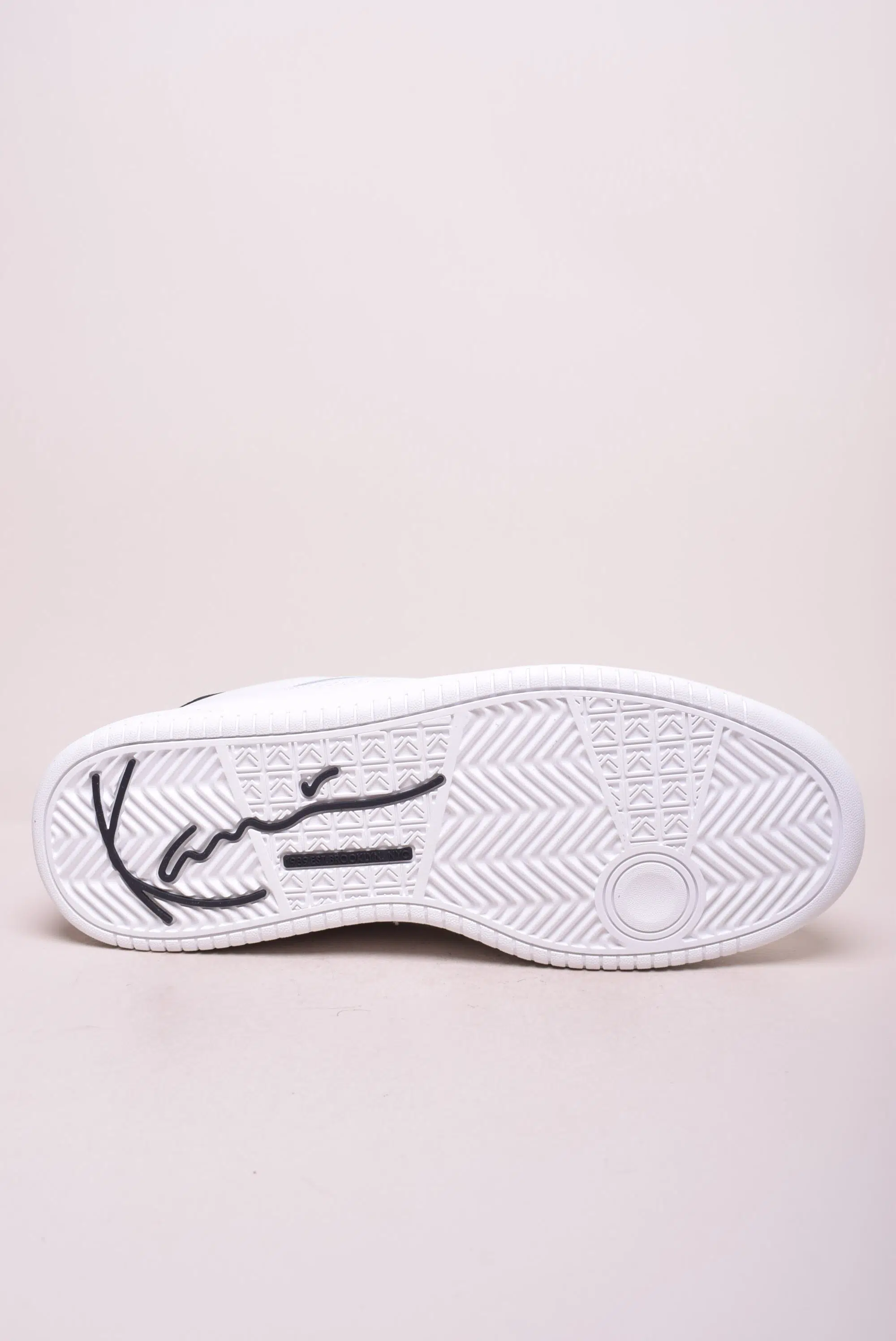 Sneakers barbati 89 Classic [2]