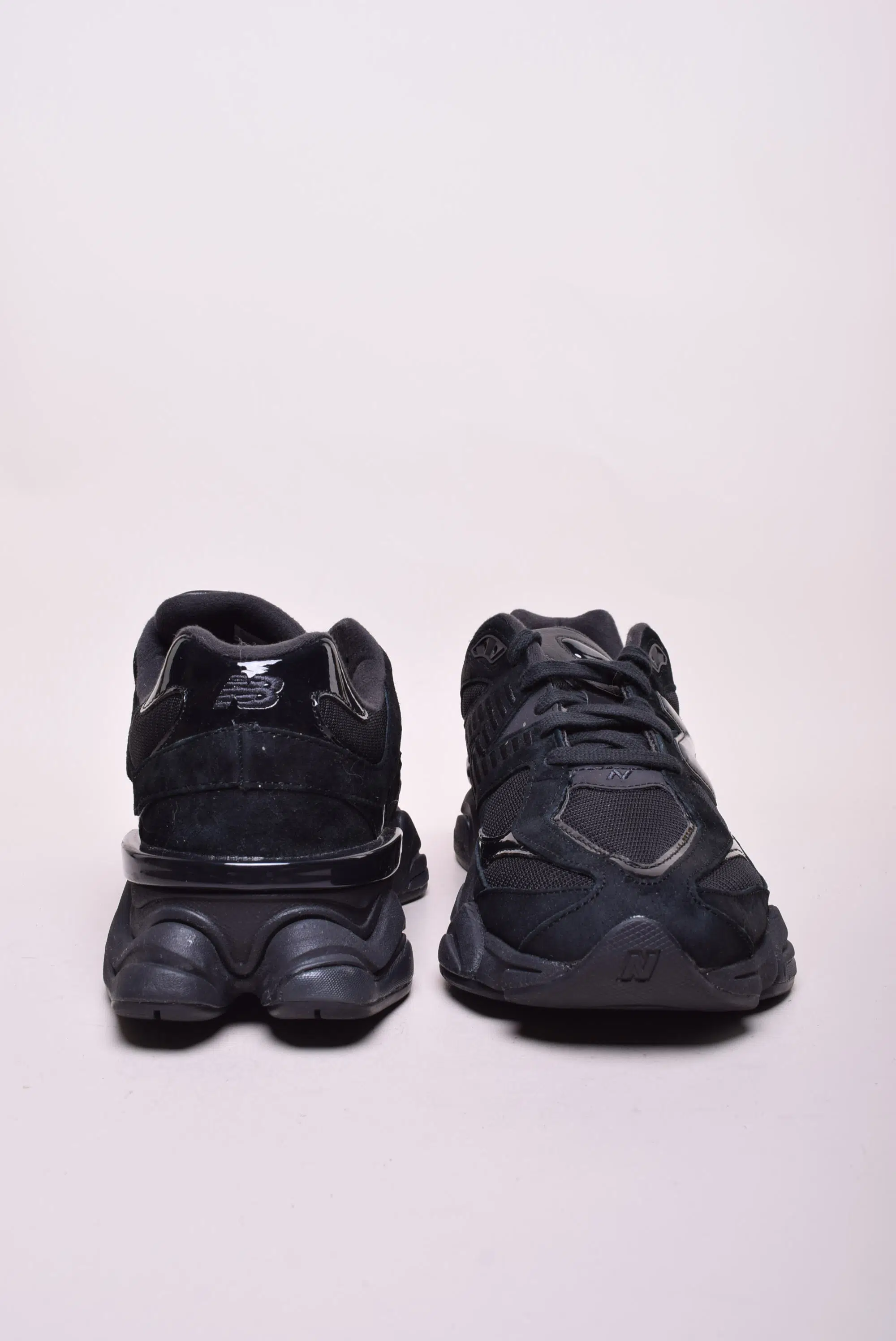 Sneakers barbati 9060 [3]