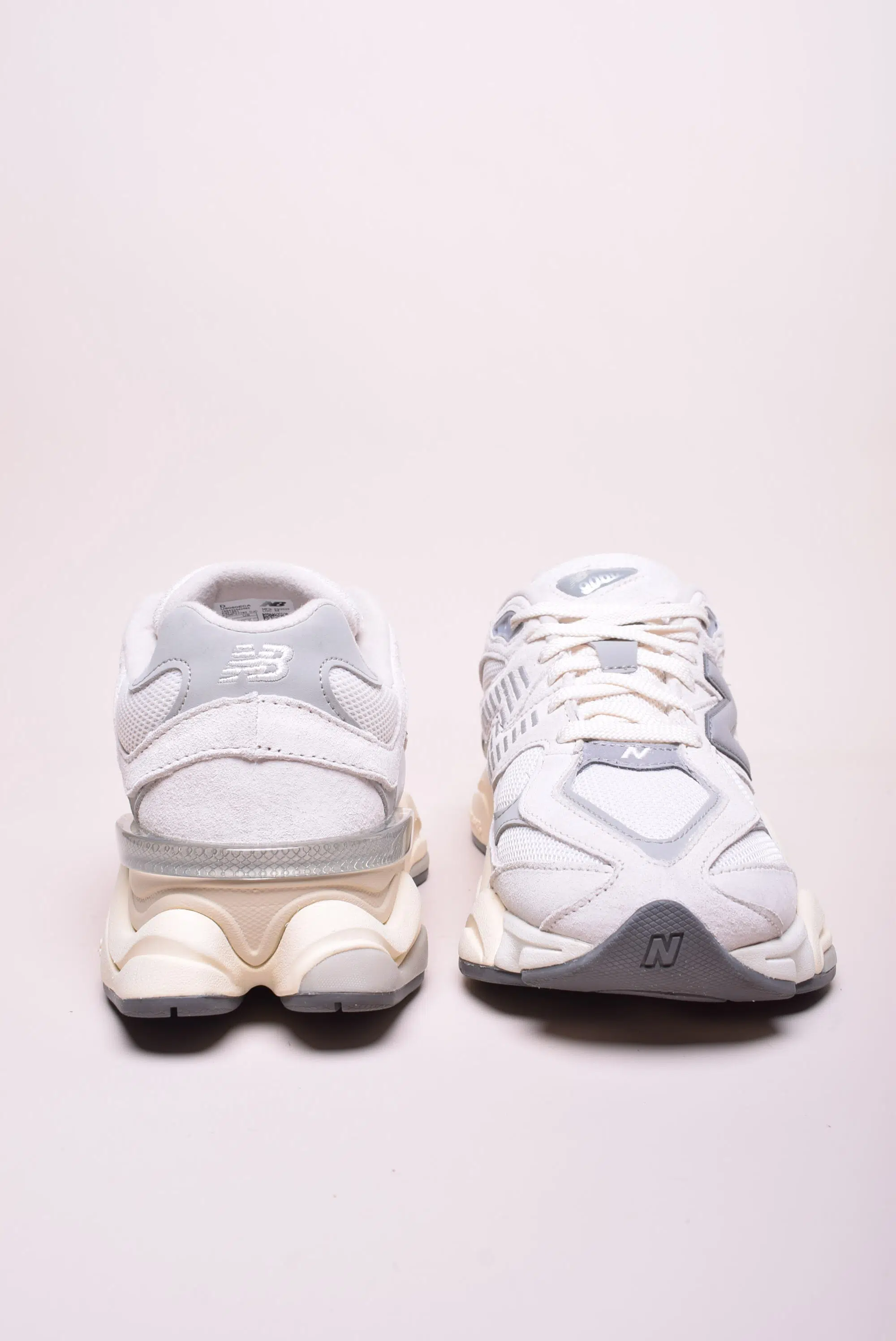 Sneakers barbati 9060 [3]