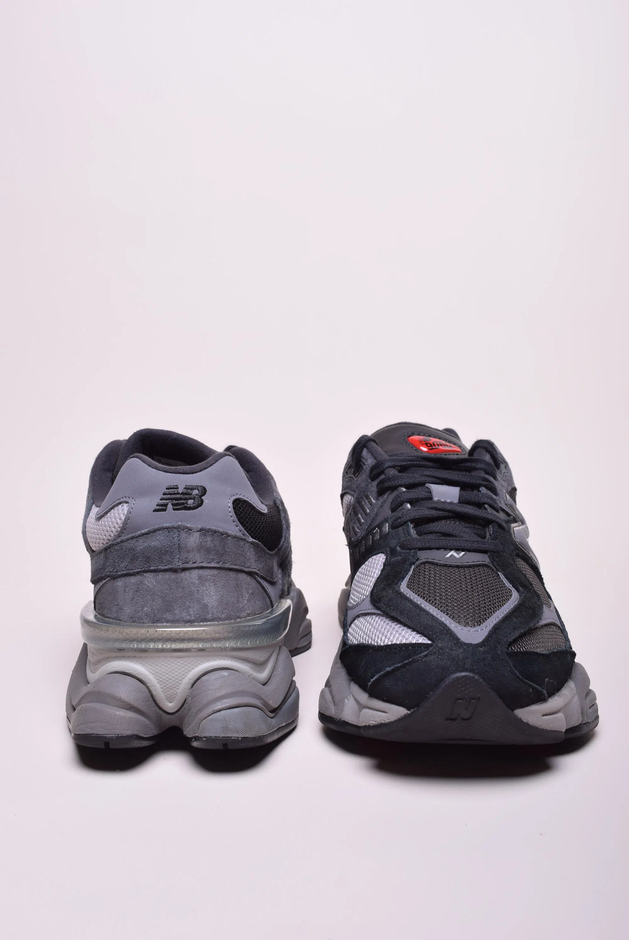 Sneakers barbati 9060 [3]