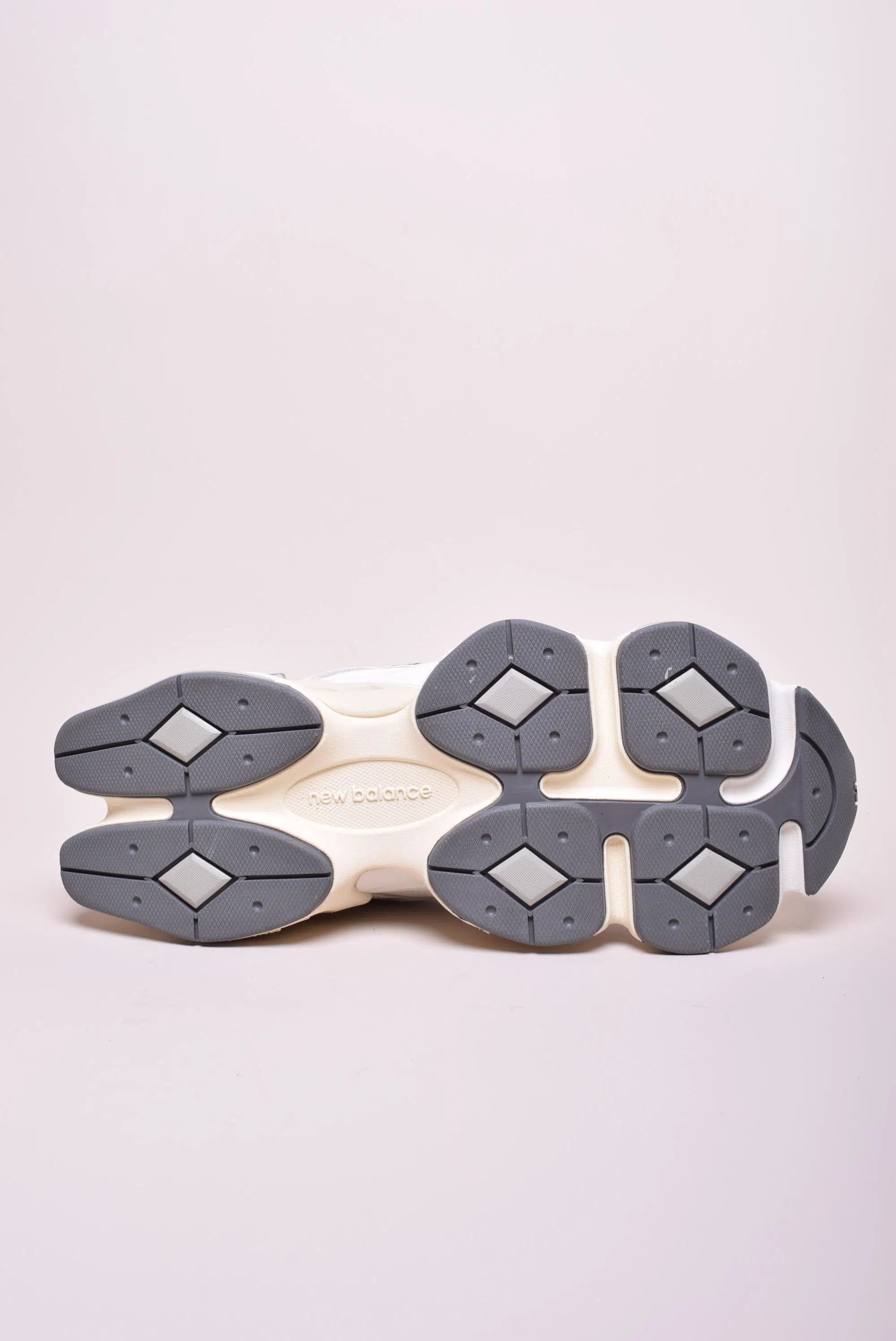 Sneakers barbati 9060 [2]