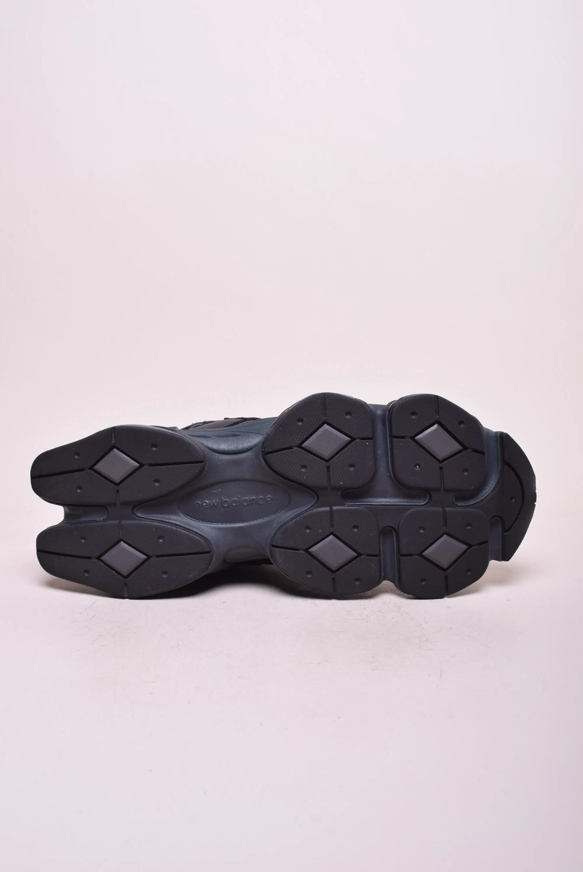 Sneakers barbati 9060 [2]