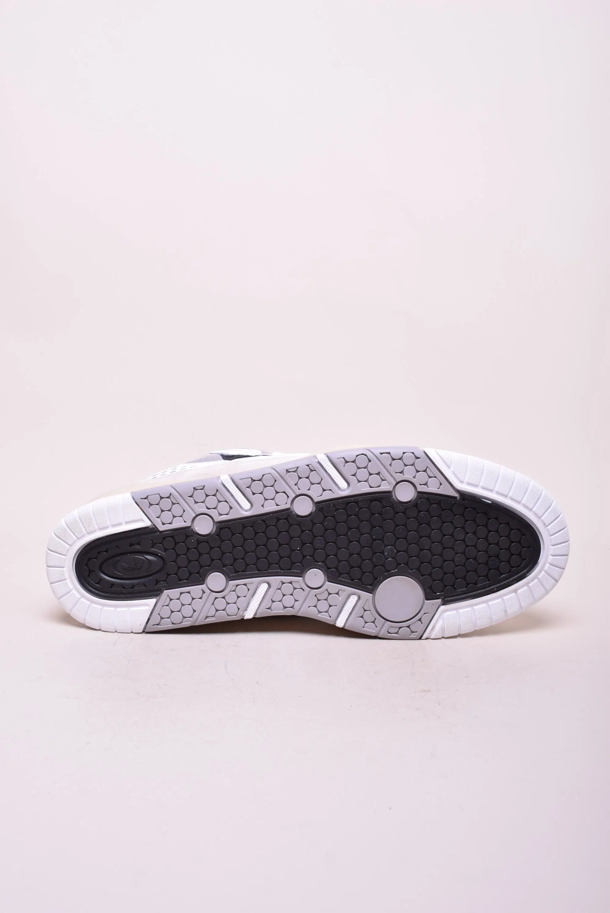 Sneakers barbati Adi2000 [2]