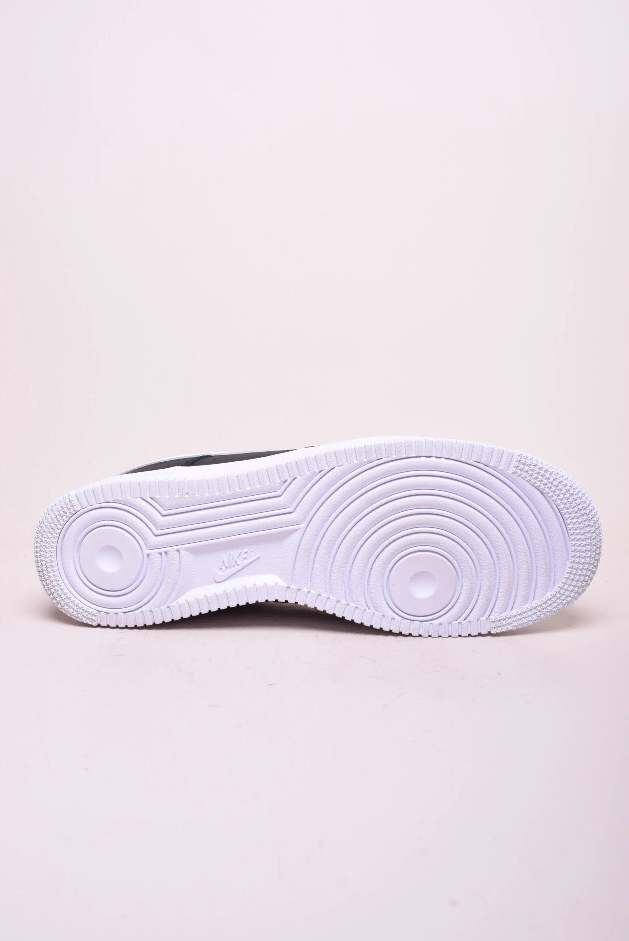 Sneakers barbati Air Force 1 [2]