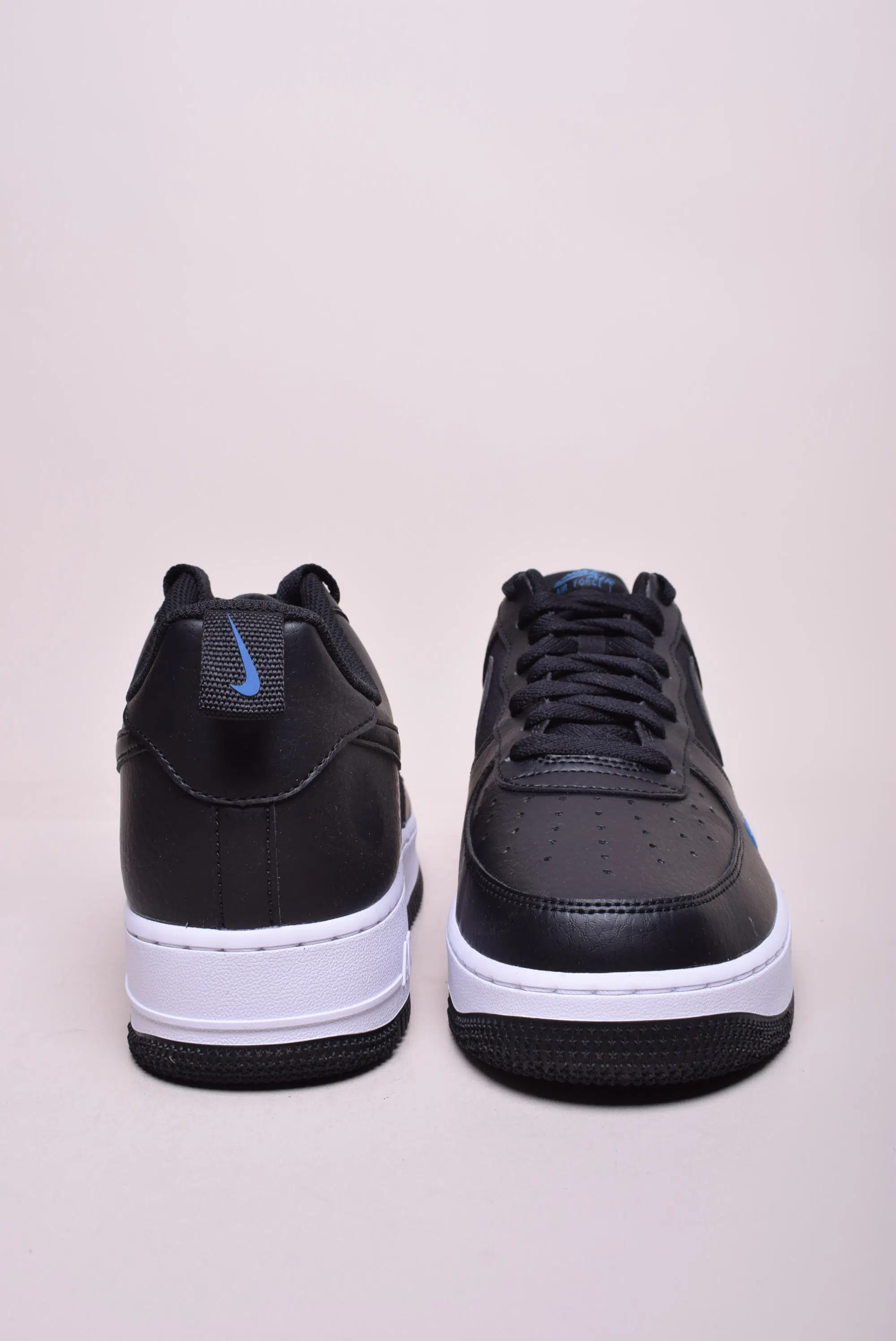 Sneakers barbati Air Force 1 '07 [3]